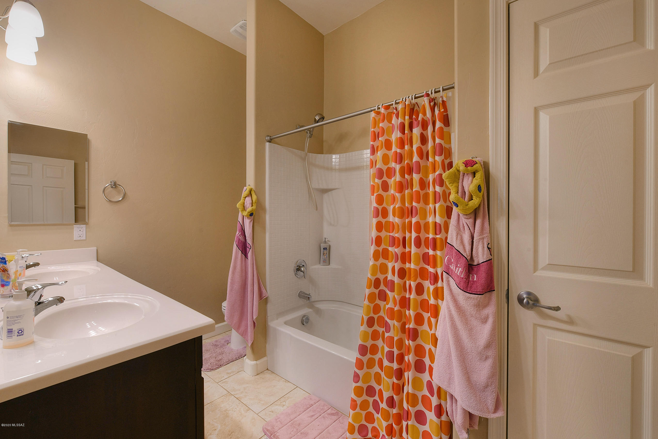 9877 N Howling Wolf Road