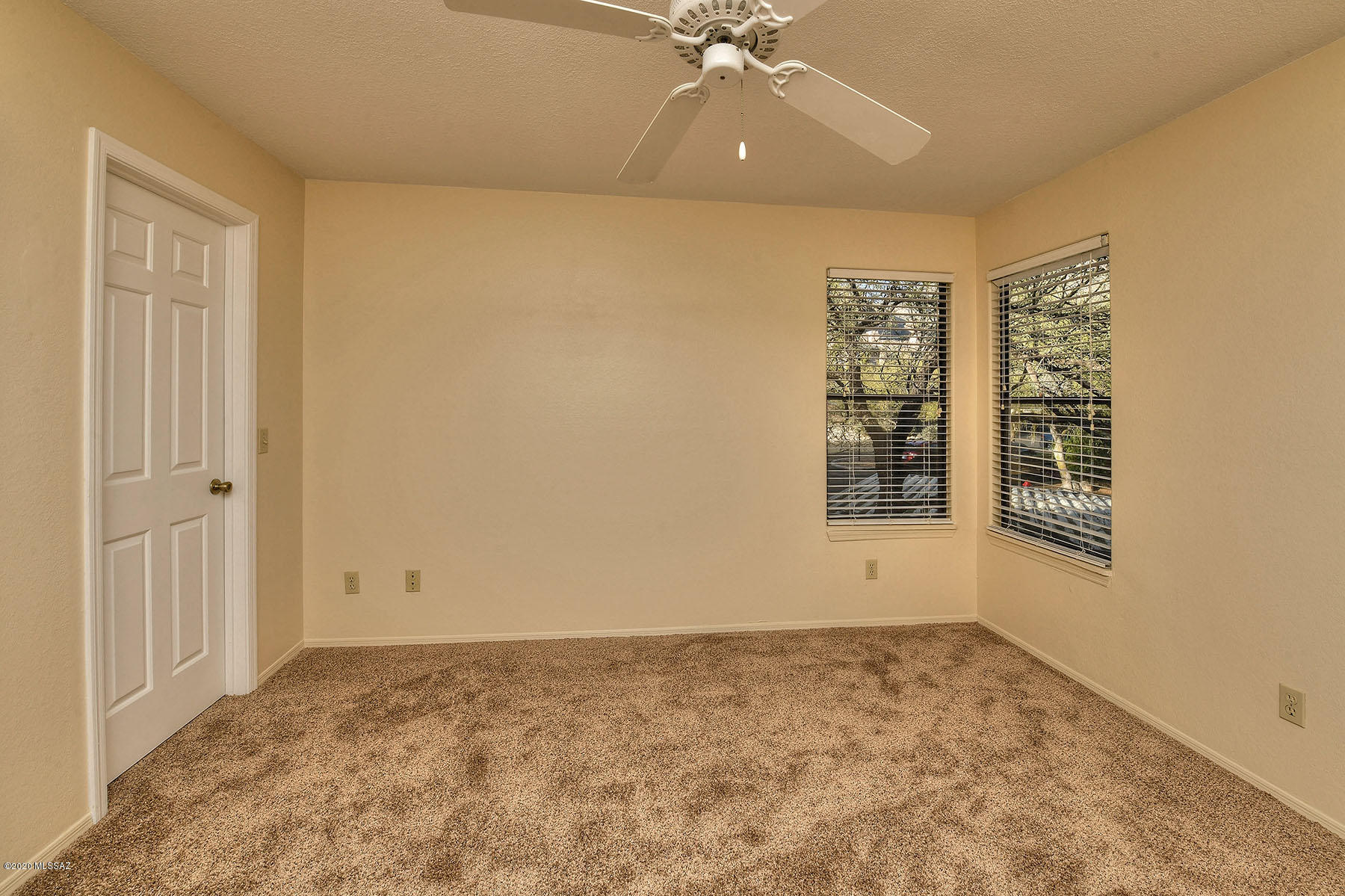 6655 N Canyon Crest Drive Unit: 10259