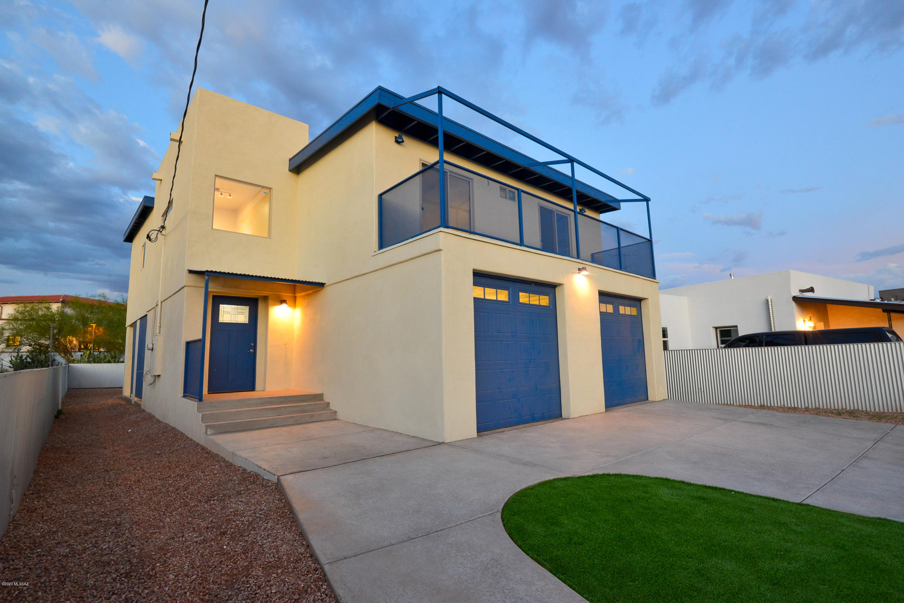 423 S Sentinel Avenue