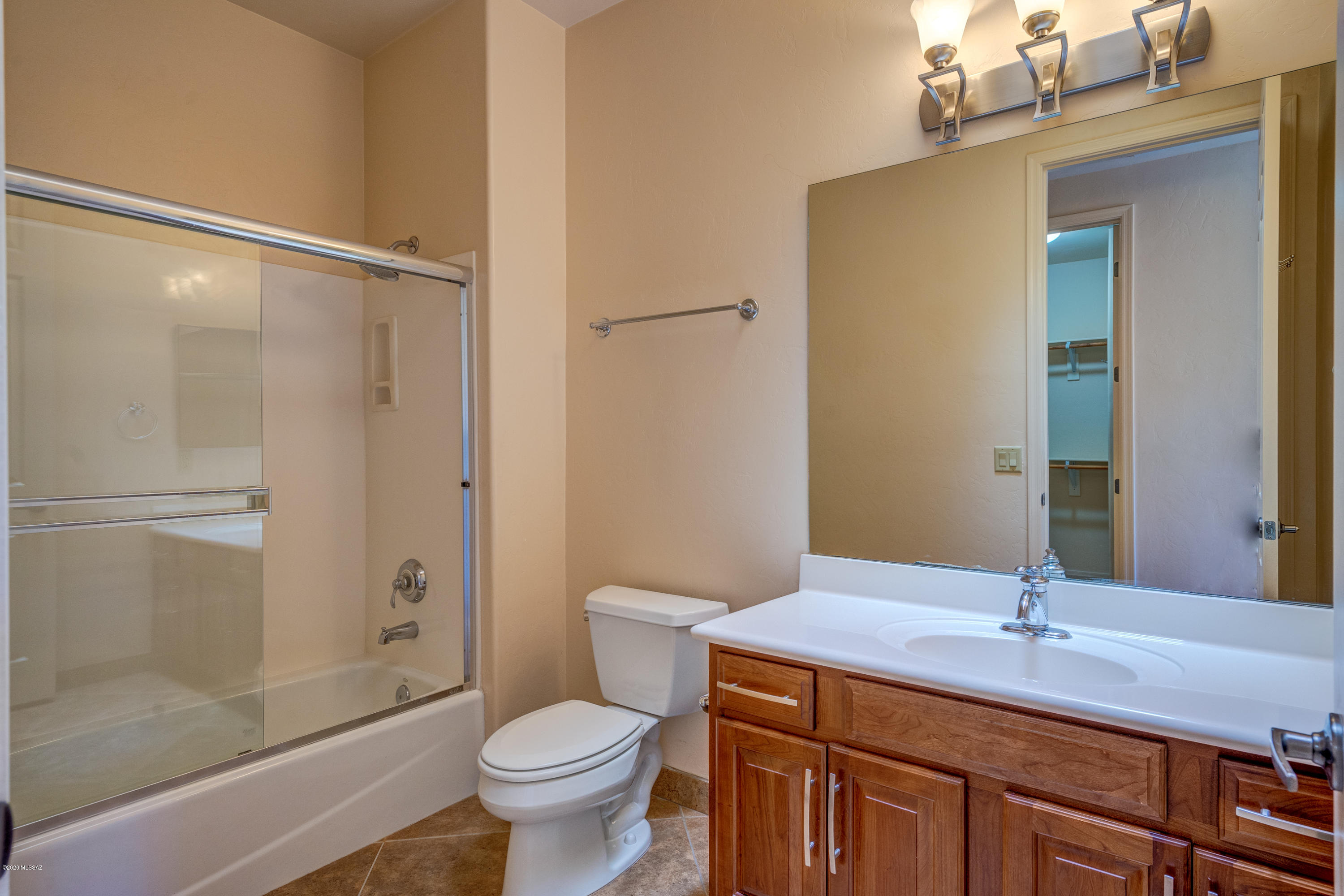 5362 E Camino Rio De Luz