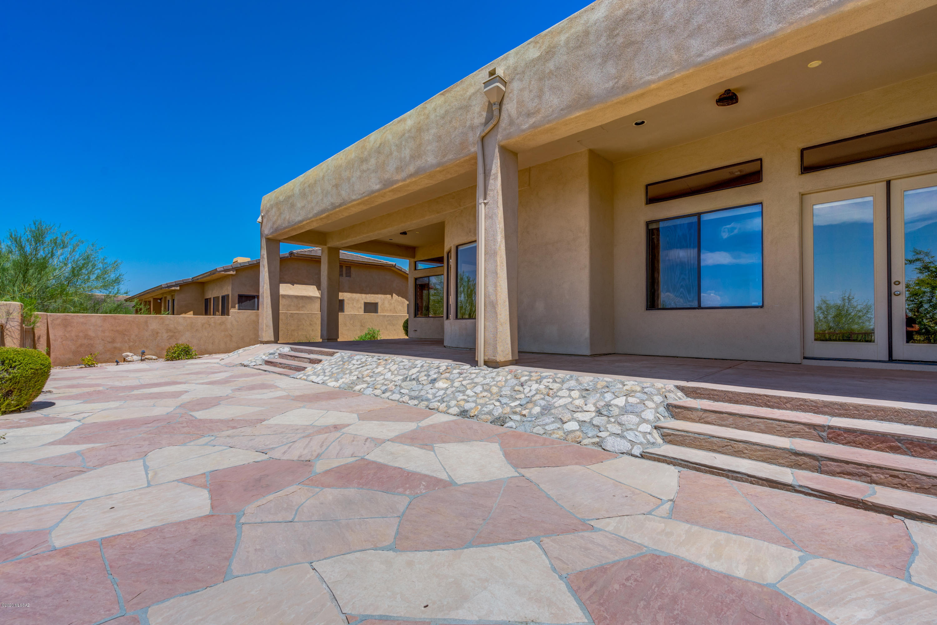 5362 E Camino Rio De Luz