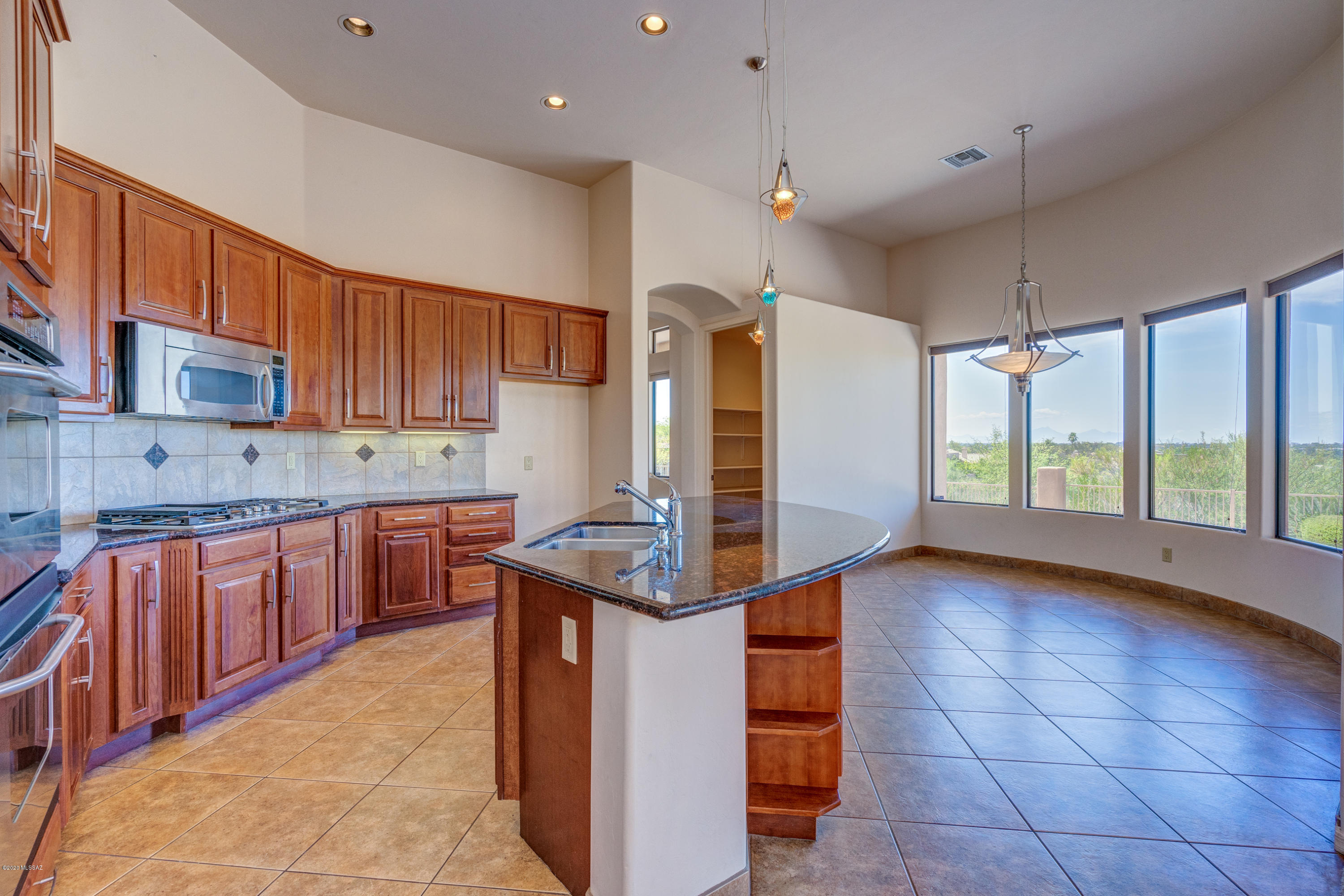 5362 E Camino Rio De Luz