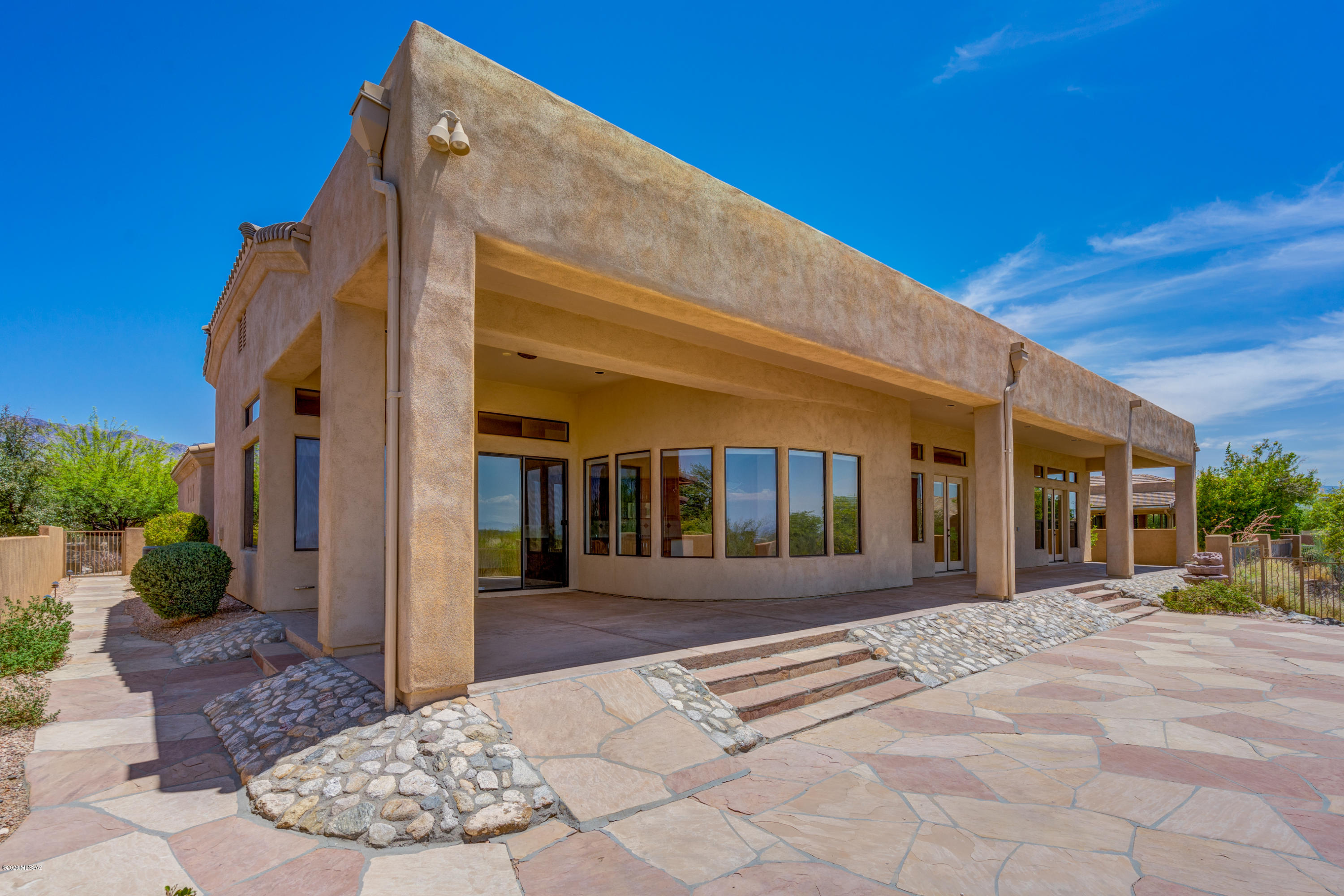 5362 E Camino Rio De Luz