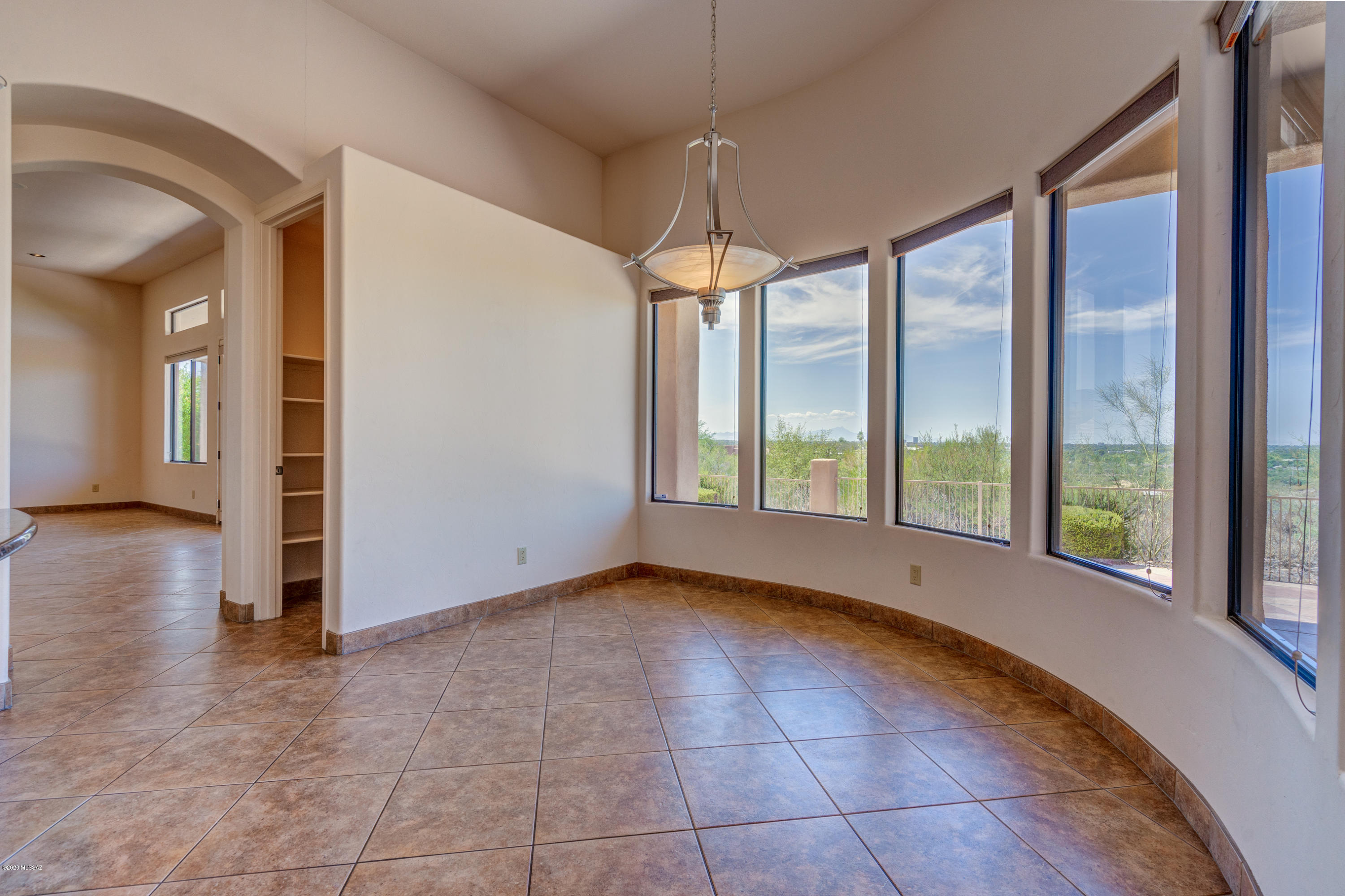 5362 E Camino Rio De Luz