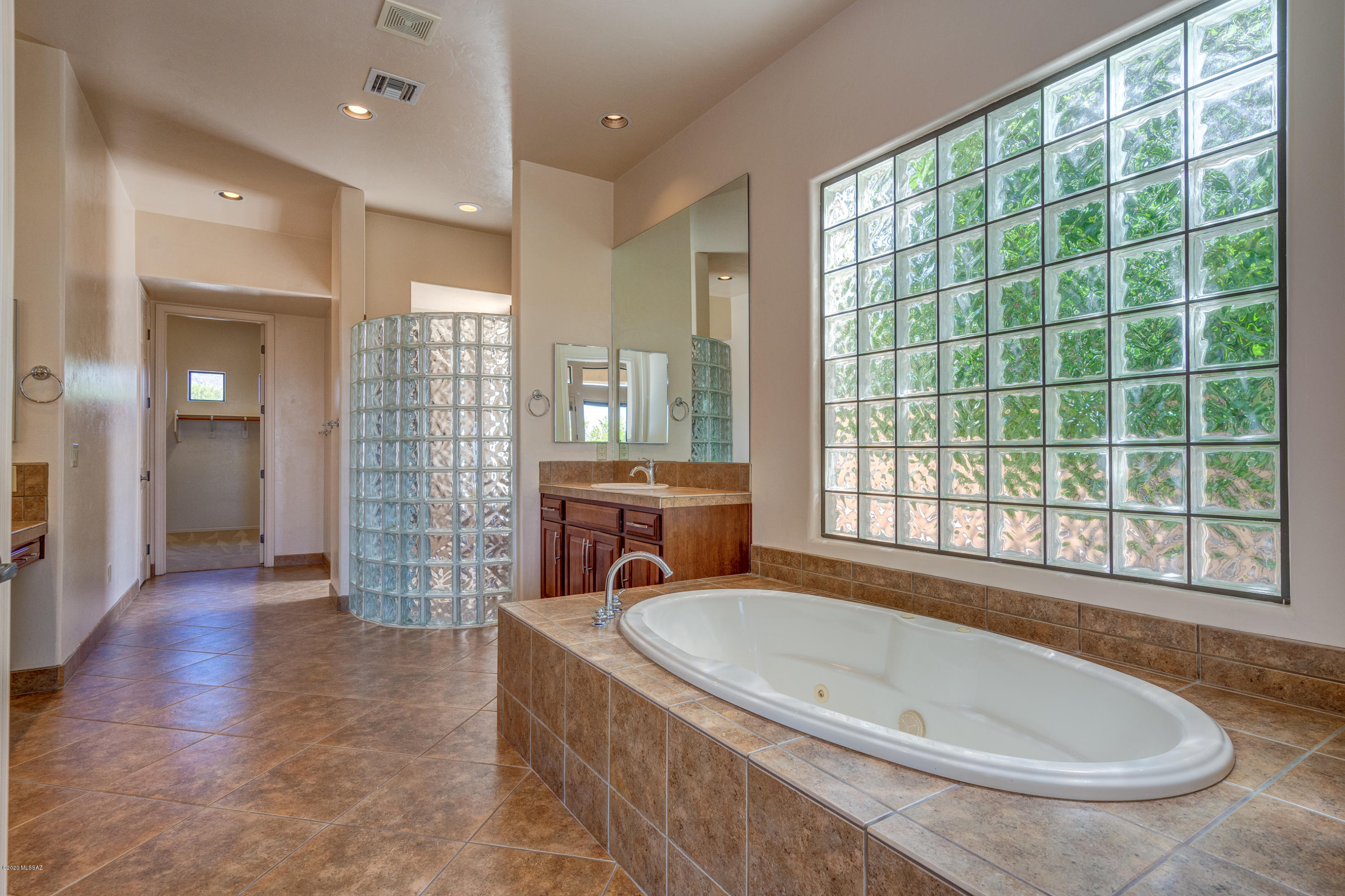 5362 E Camino Rio De Luz