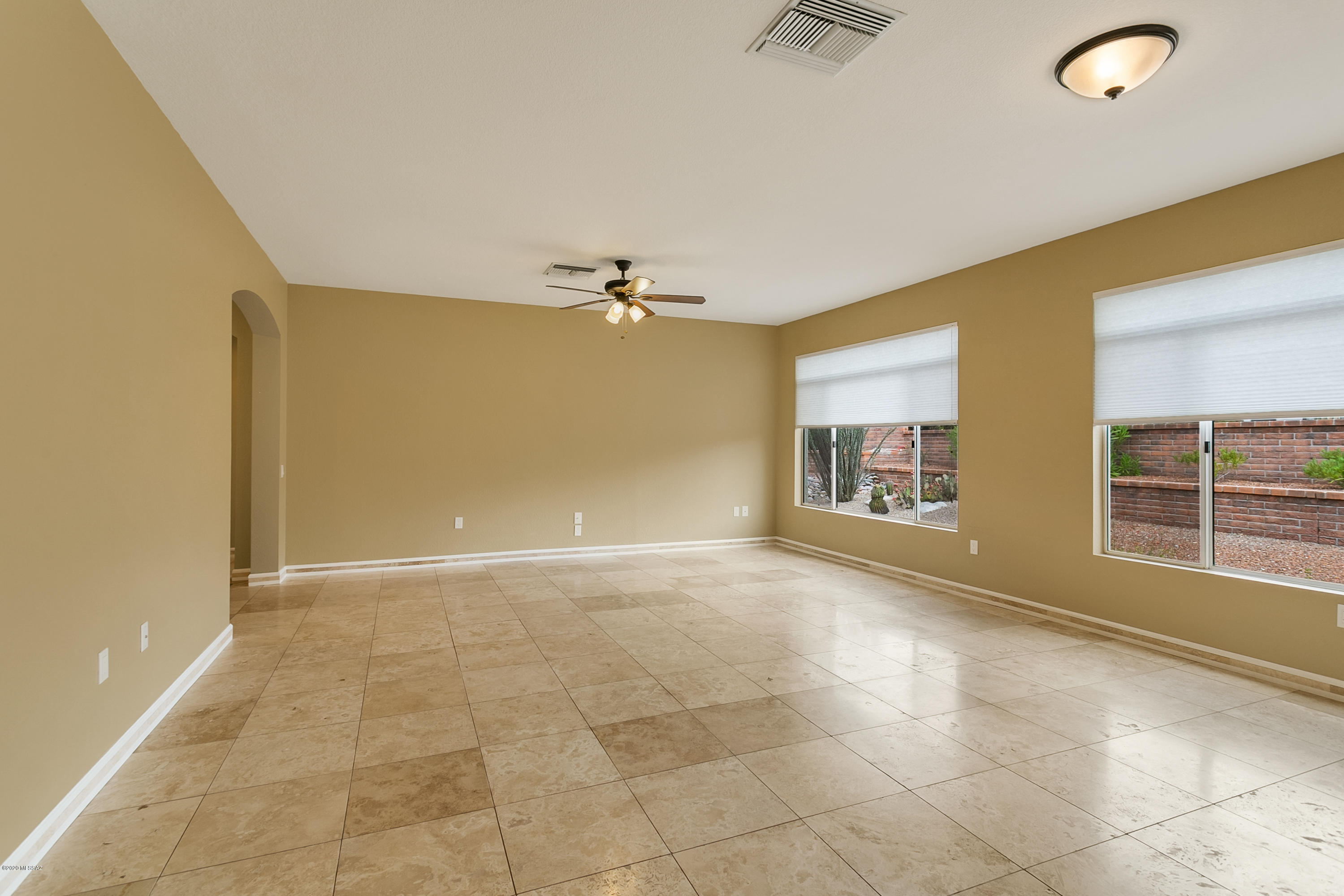 979 E Seven Palms Drive