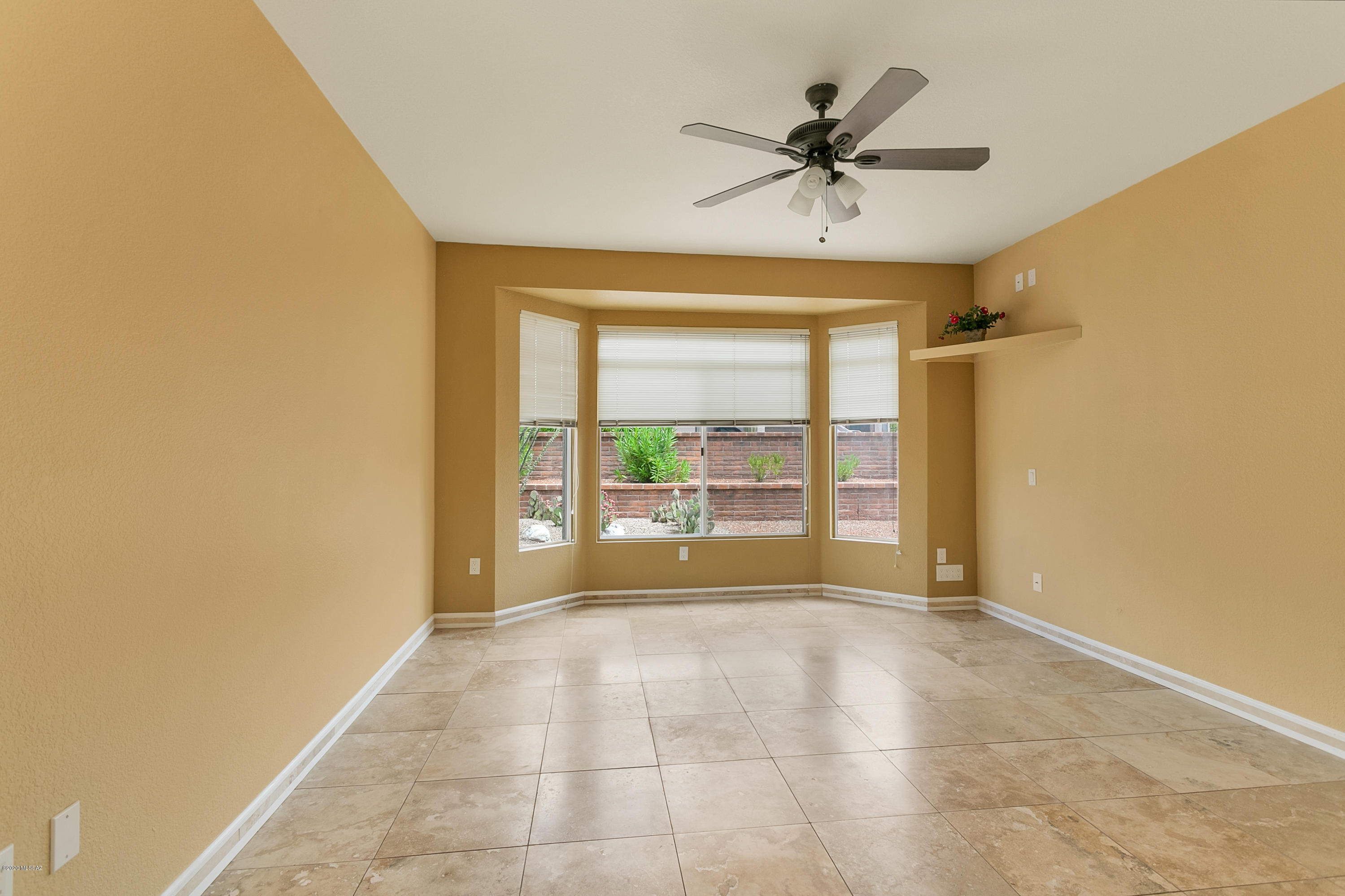 979 E Seven Palms Drive