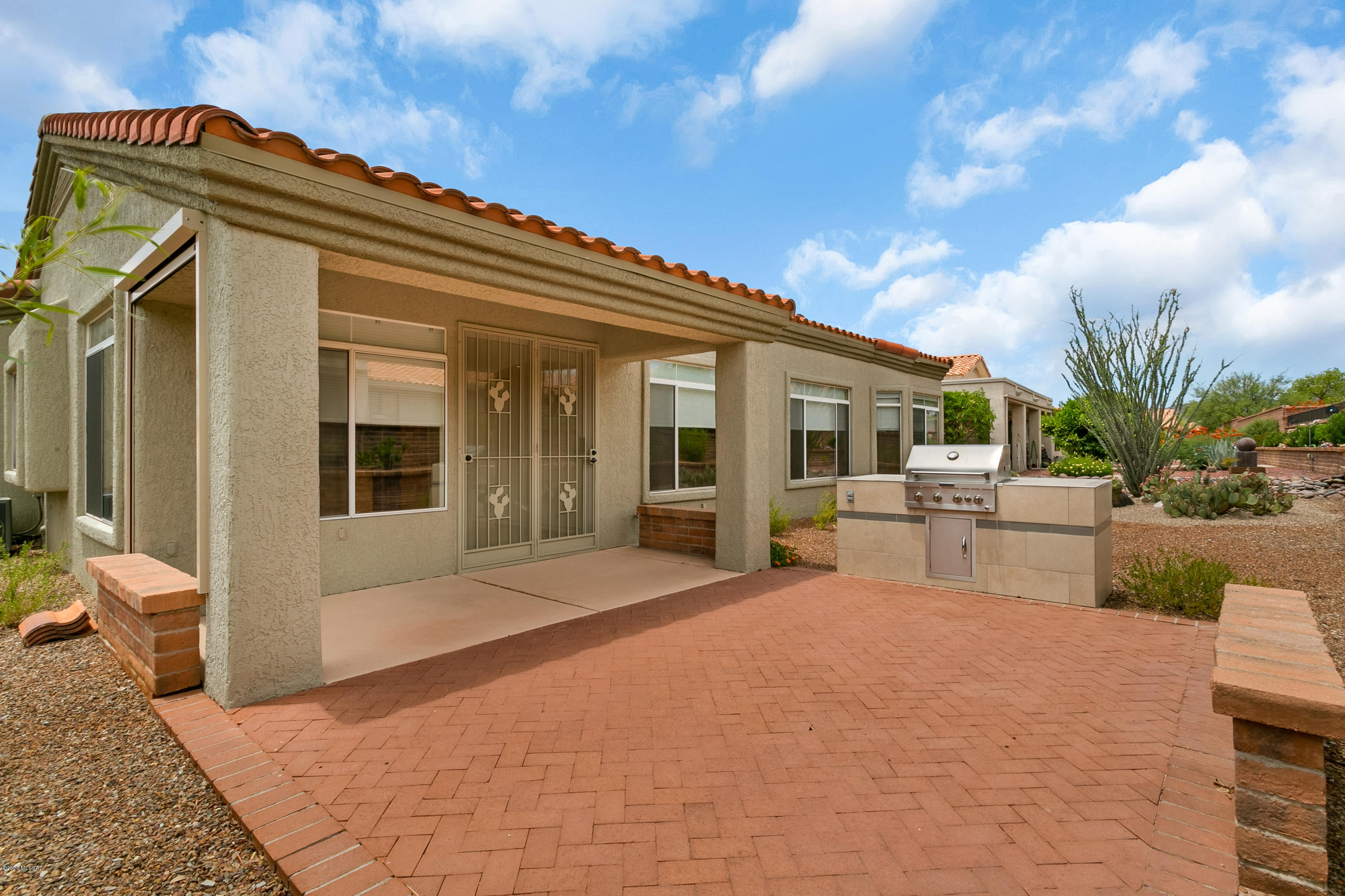 979 E Seven Palms Drive