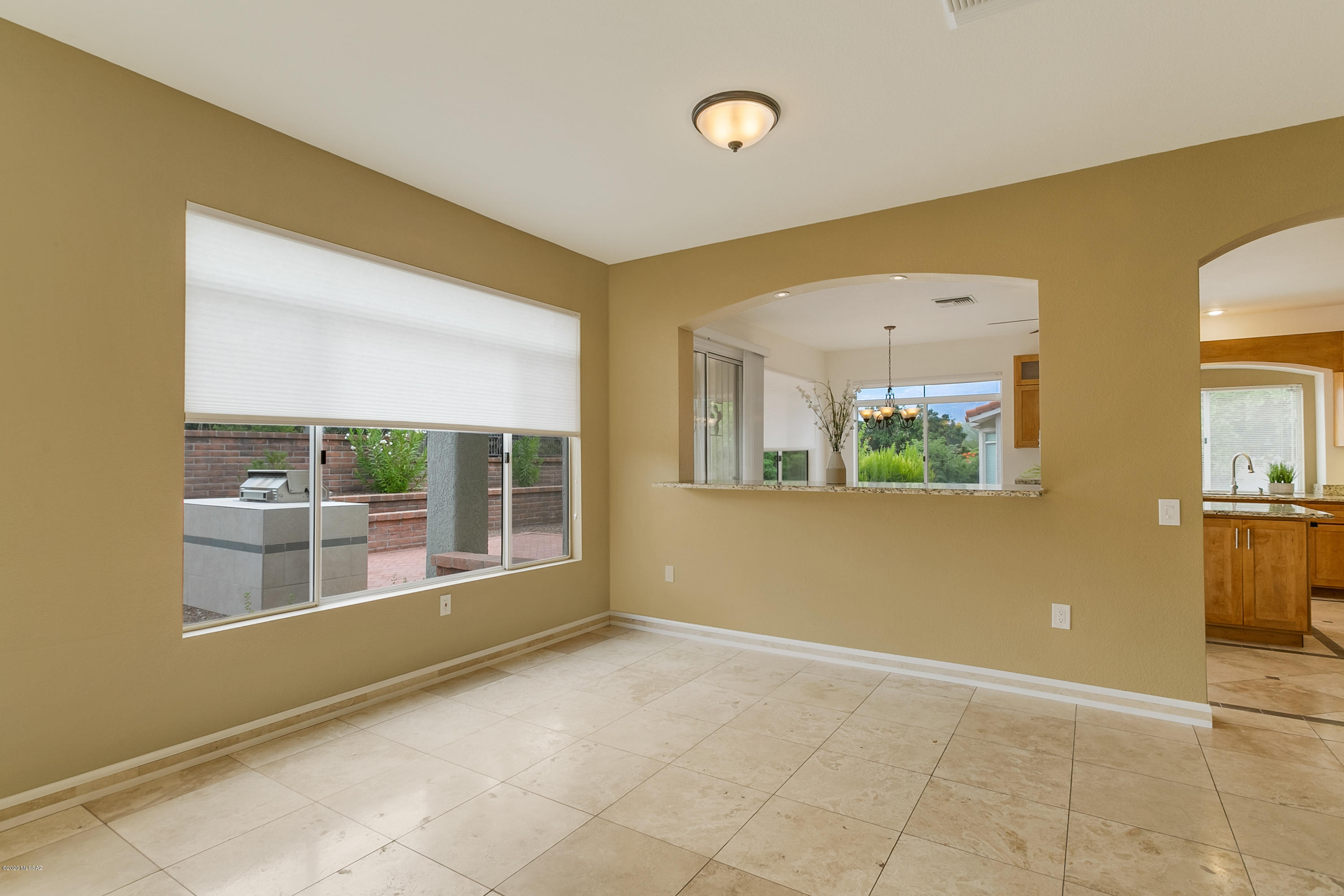 979 E Seven Palms Drive