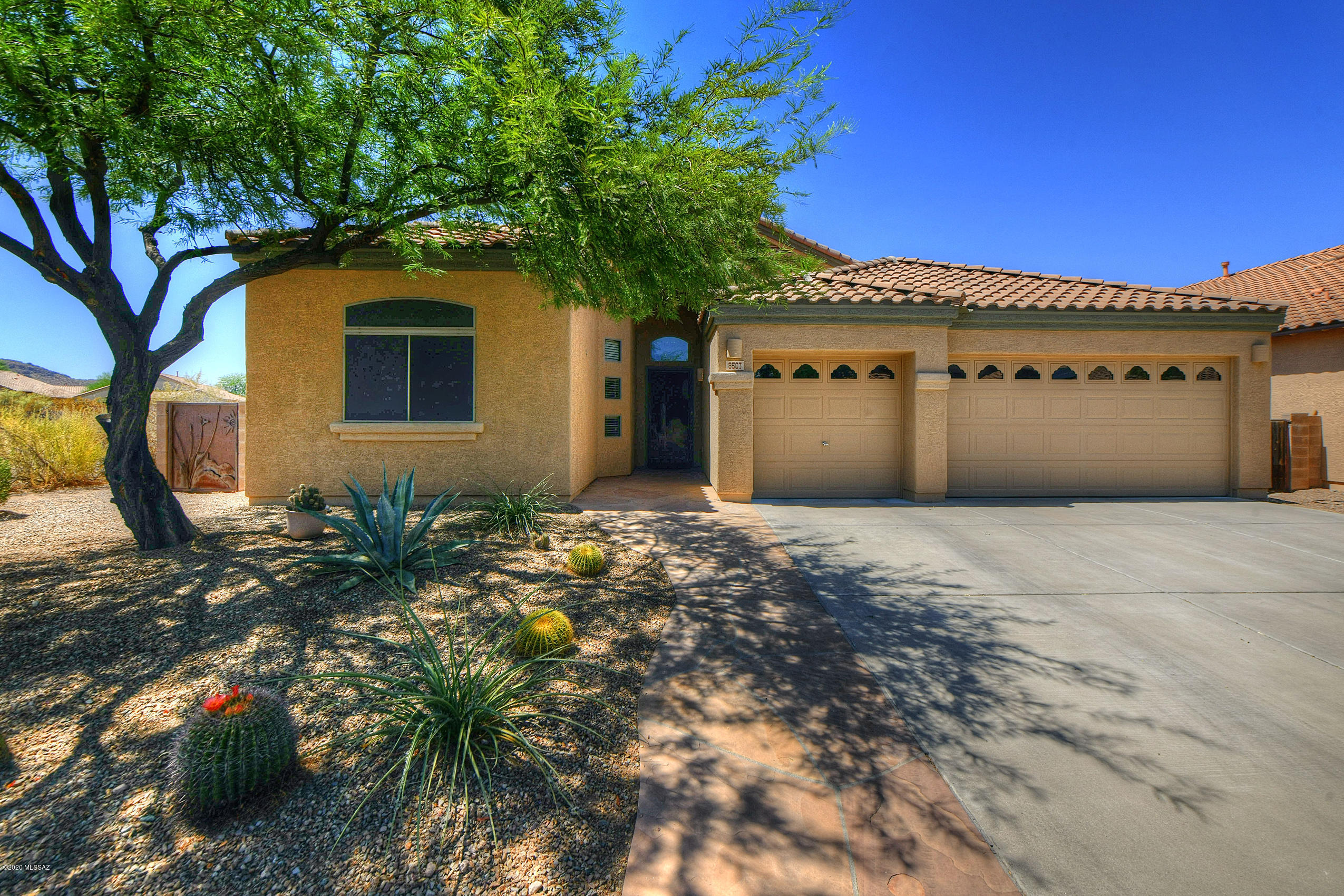 8507 N Wind Swept Lane