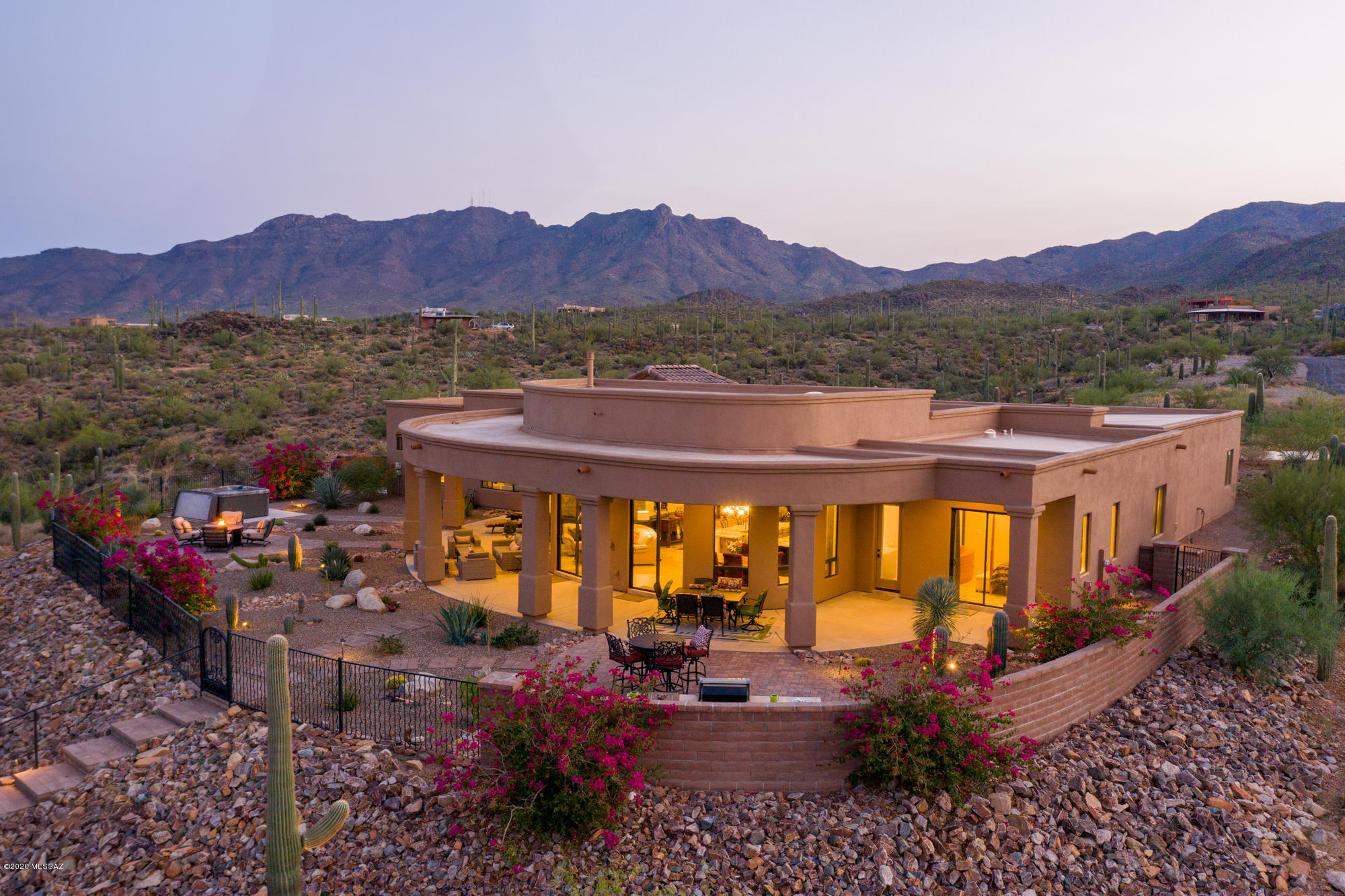 4076 N Broken Springs Trail