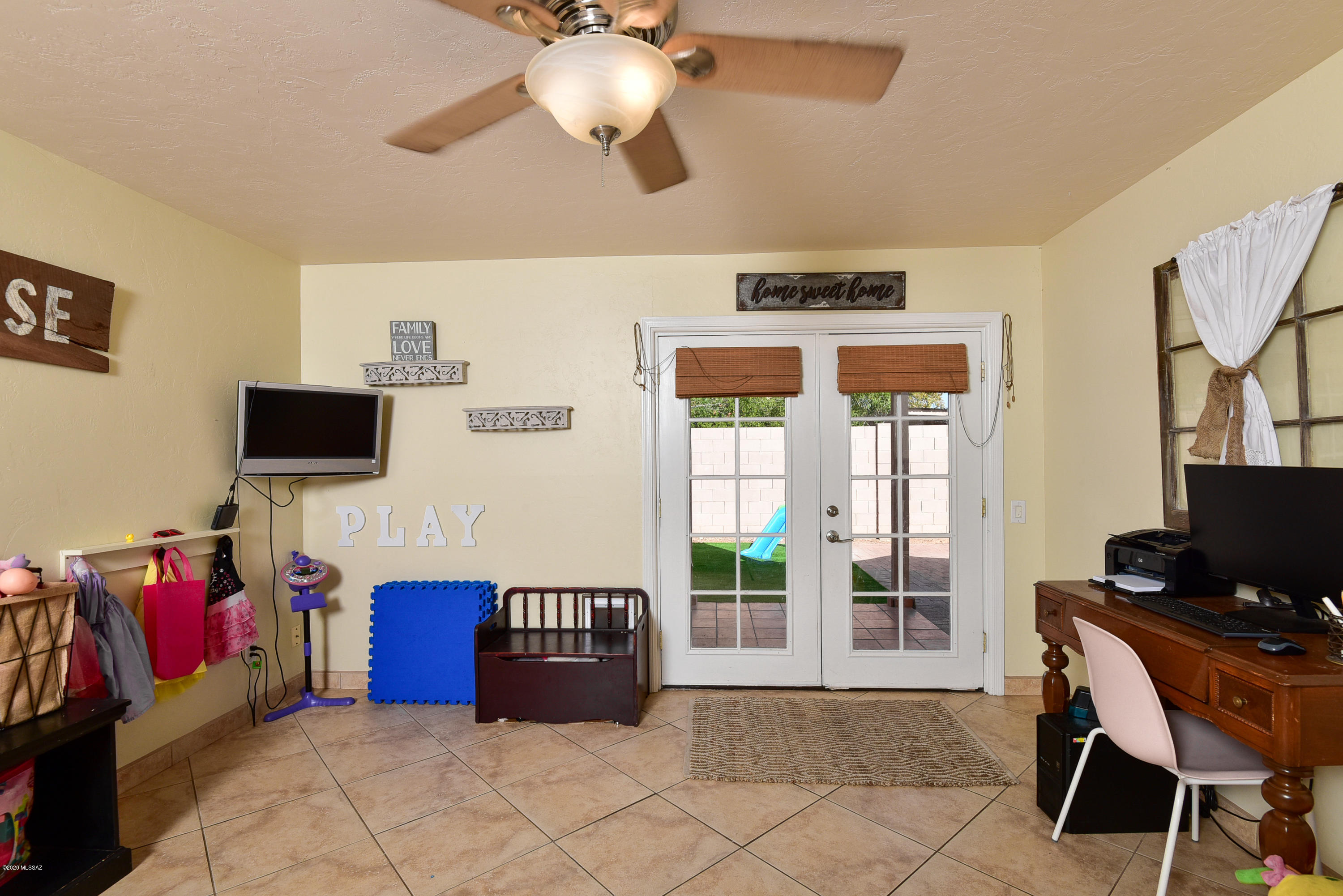 5360 N Entrada De Sabino