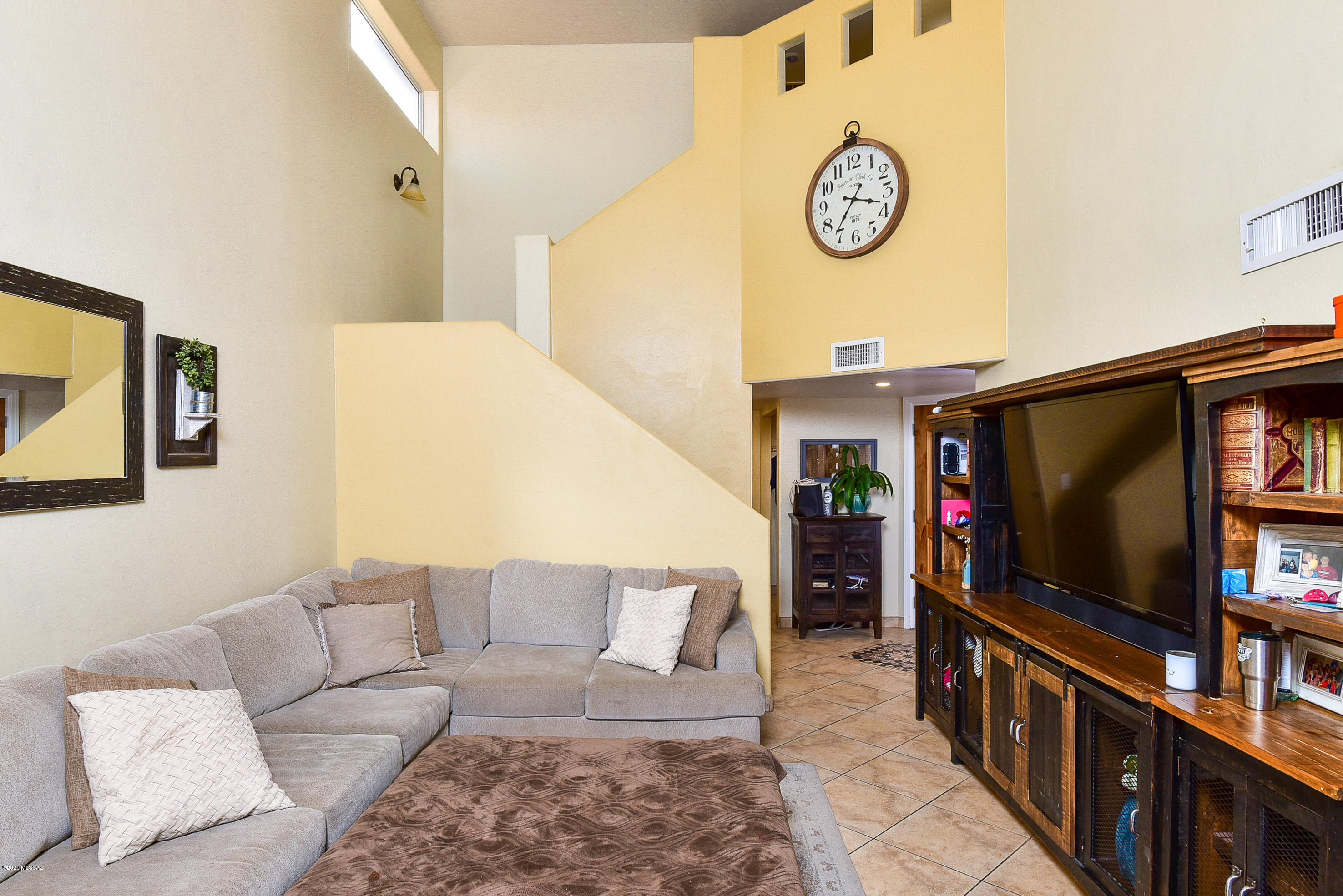 5360 N Entrada De Sabino