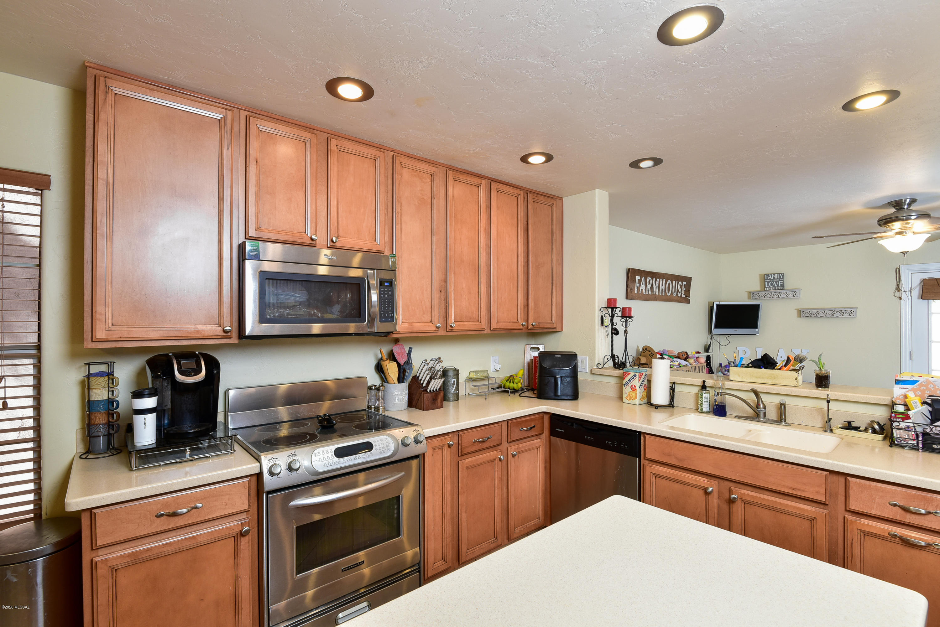 5360 N Entrada De Sabino