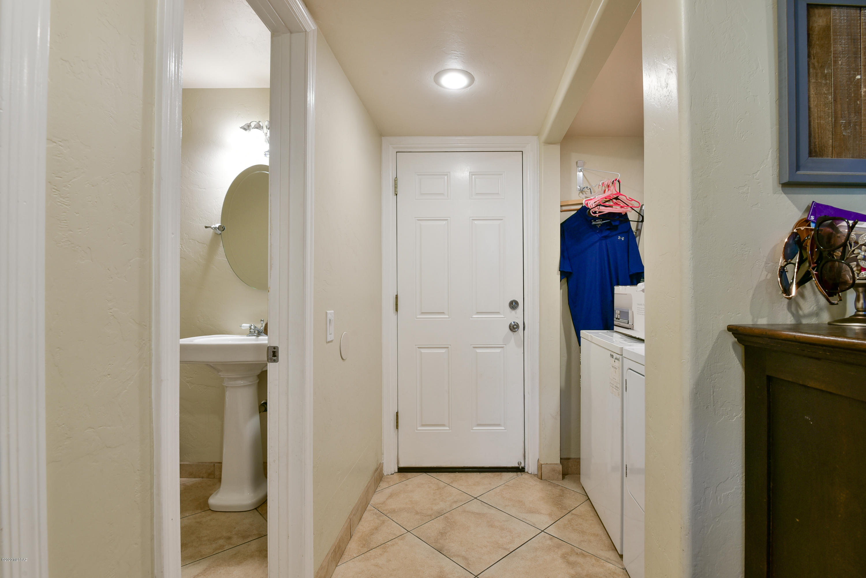 5360 N Entrada De Sabino