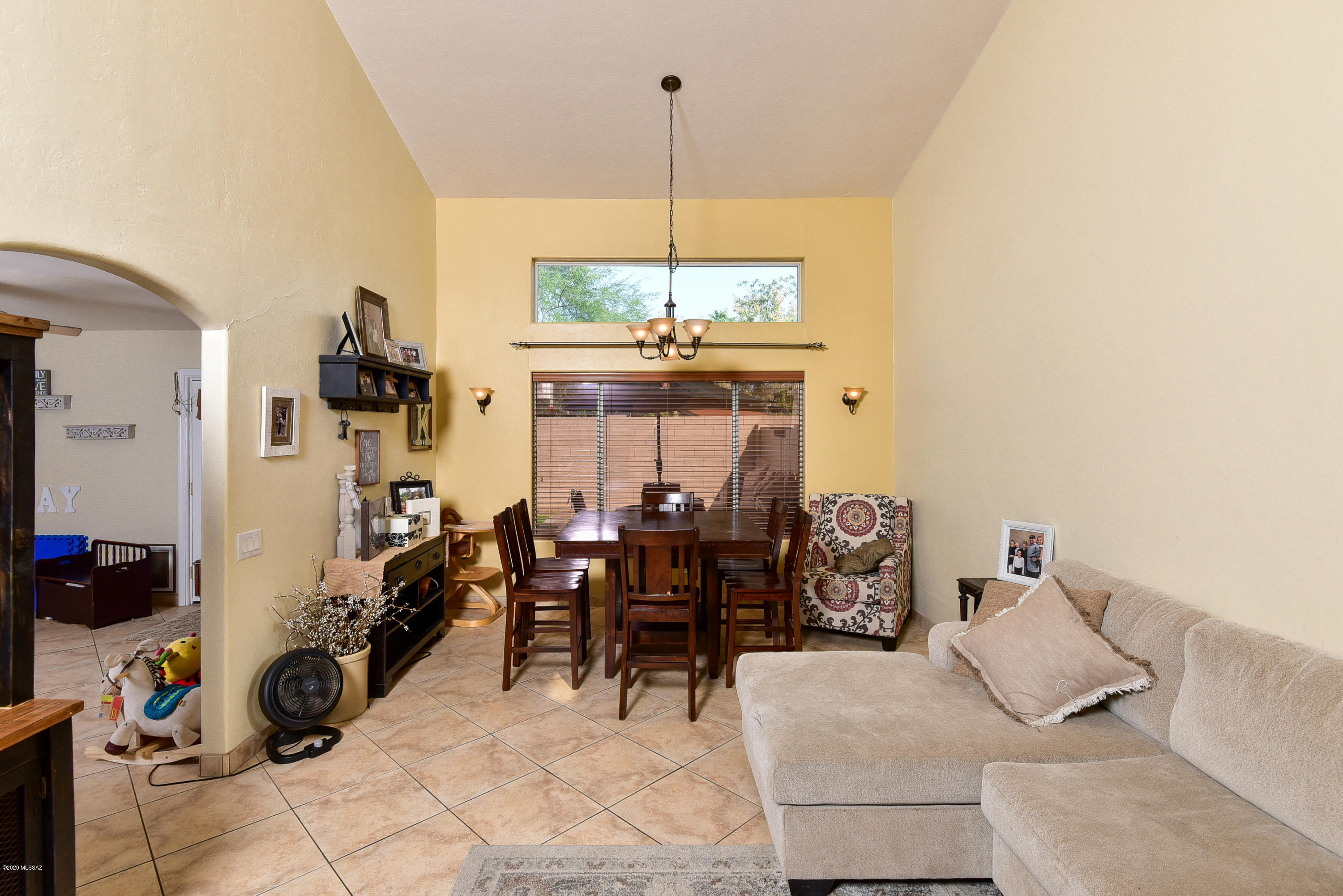 5360 N Entrada De Sabino