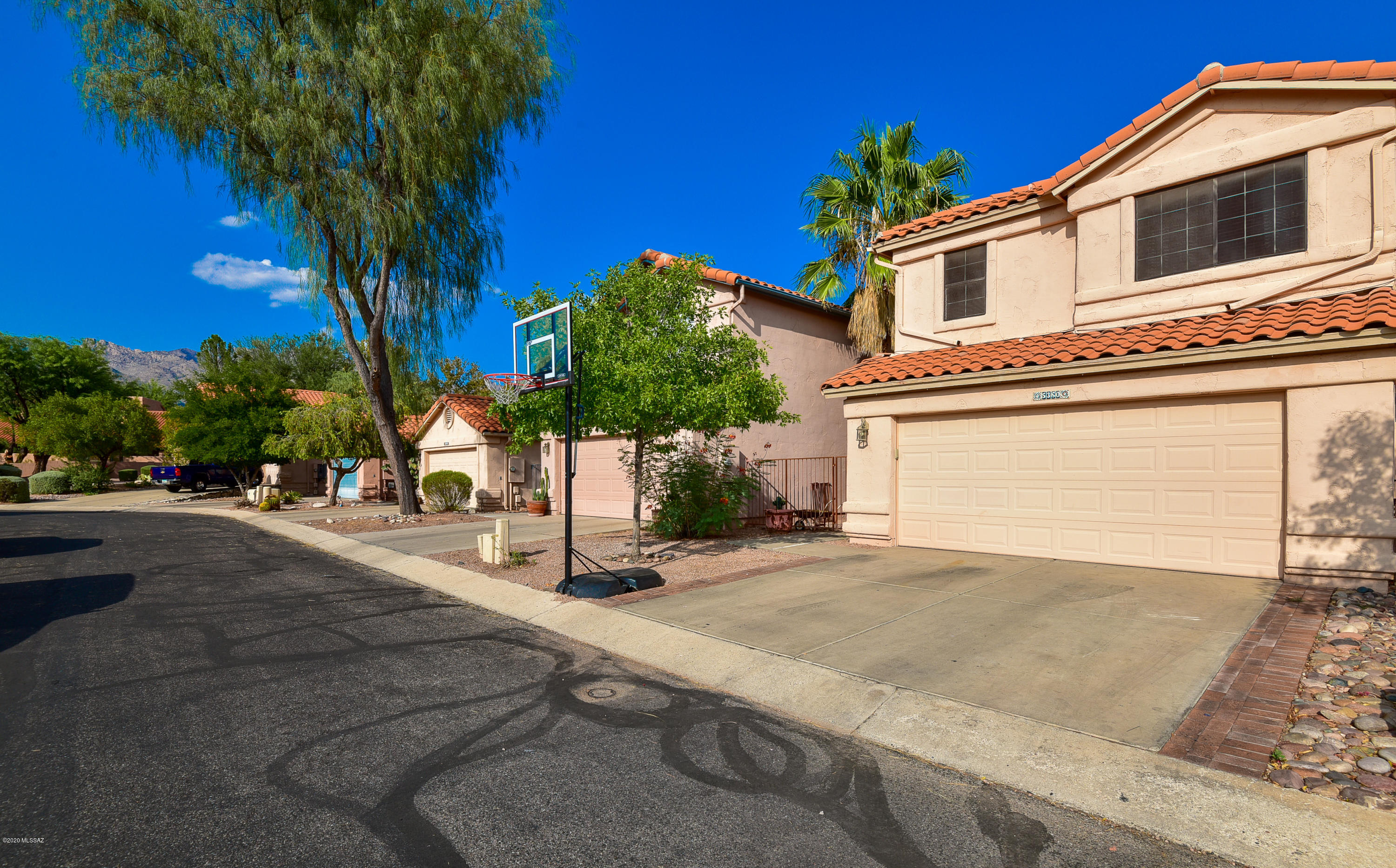 5360 N Entrada De Sabino