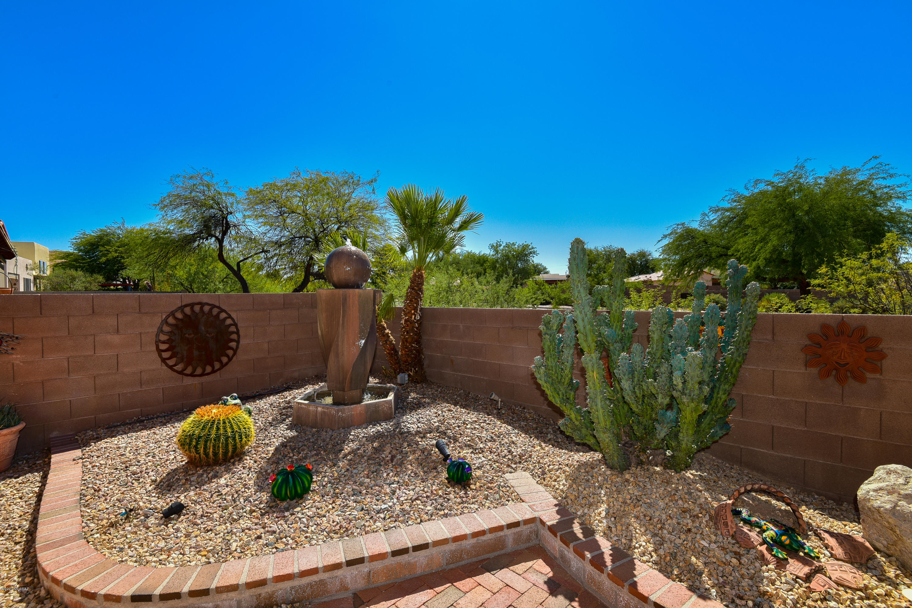 1923 N Wild Hyacinth Drive