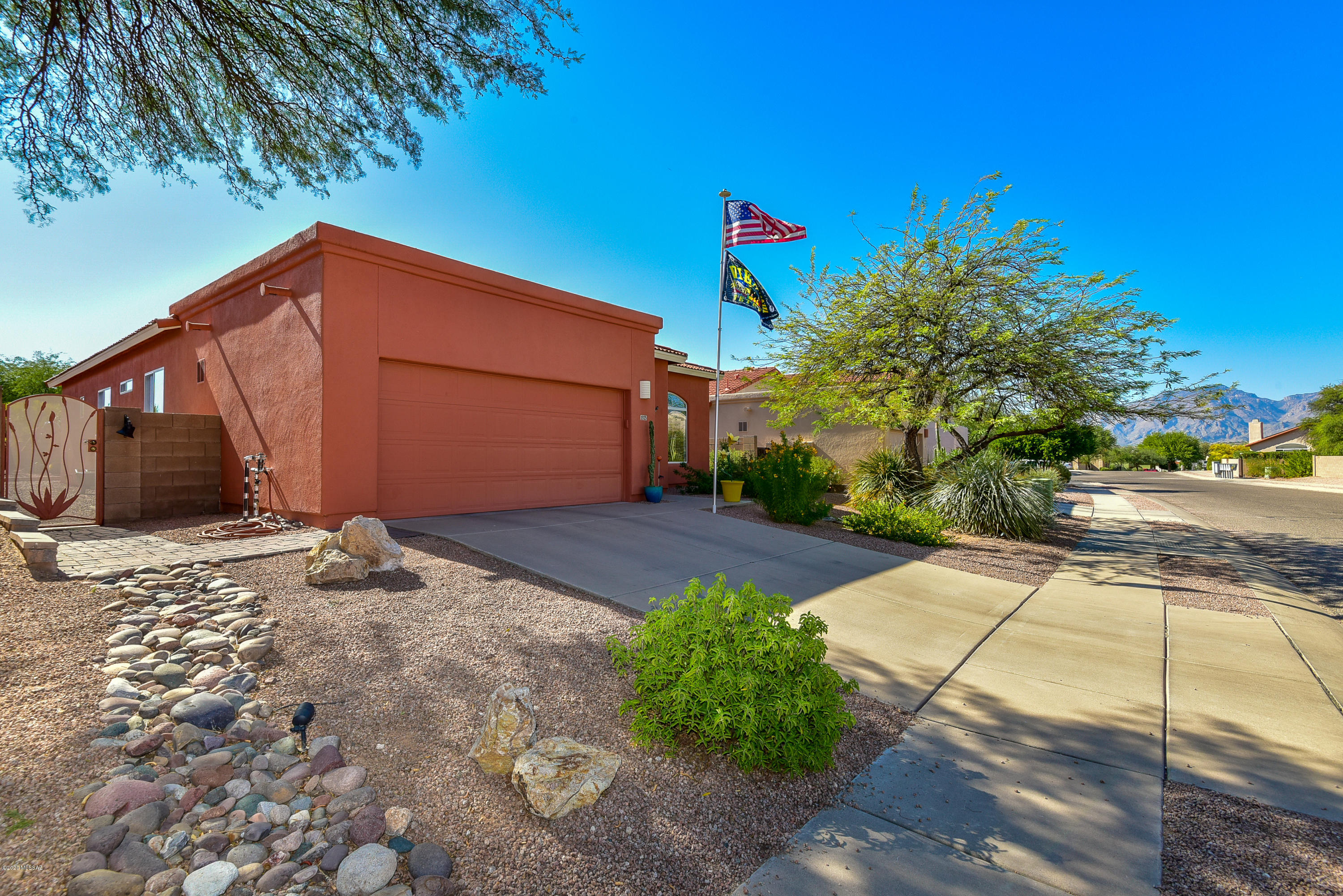 1923 N Wild Hyacinth Drive