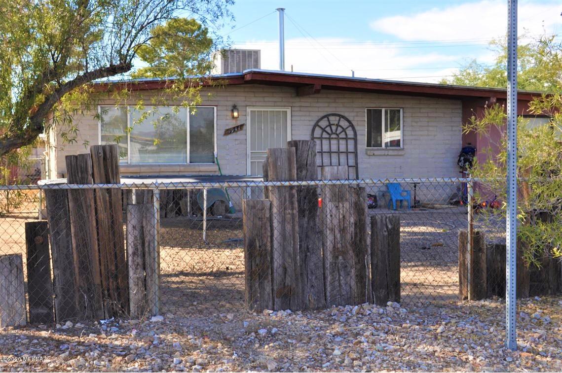 4941 N La Cholla Boulevard