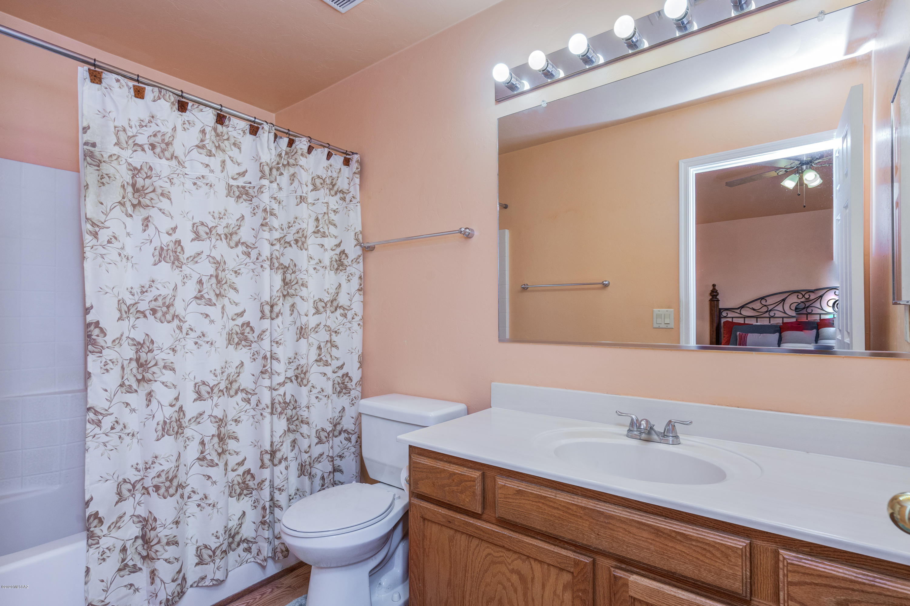 60 E Yucca Cove Place