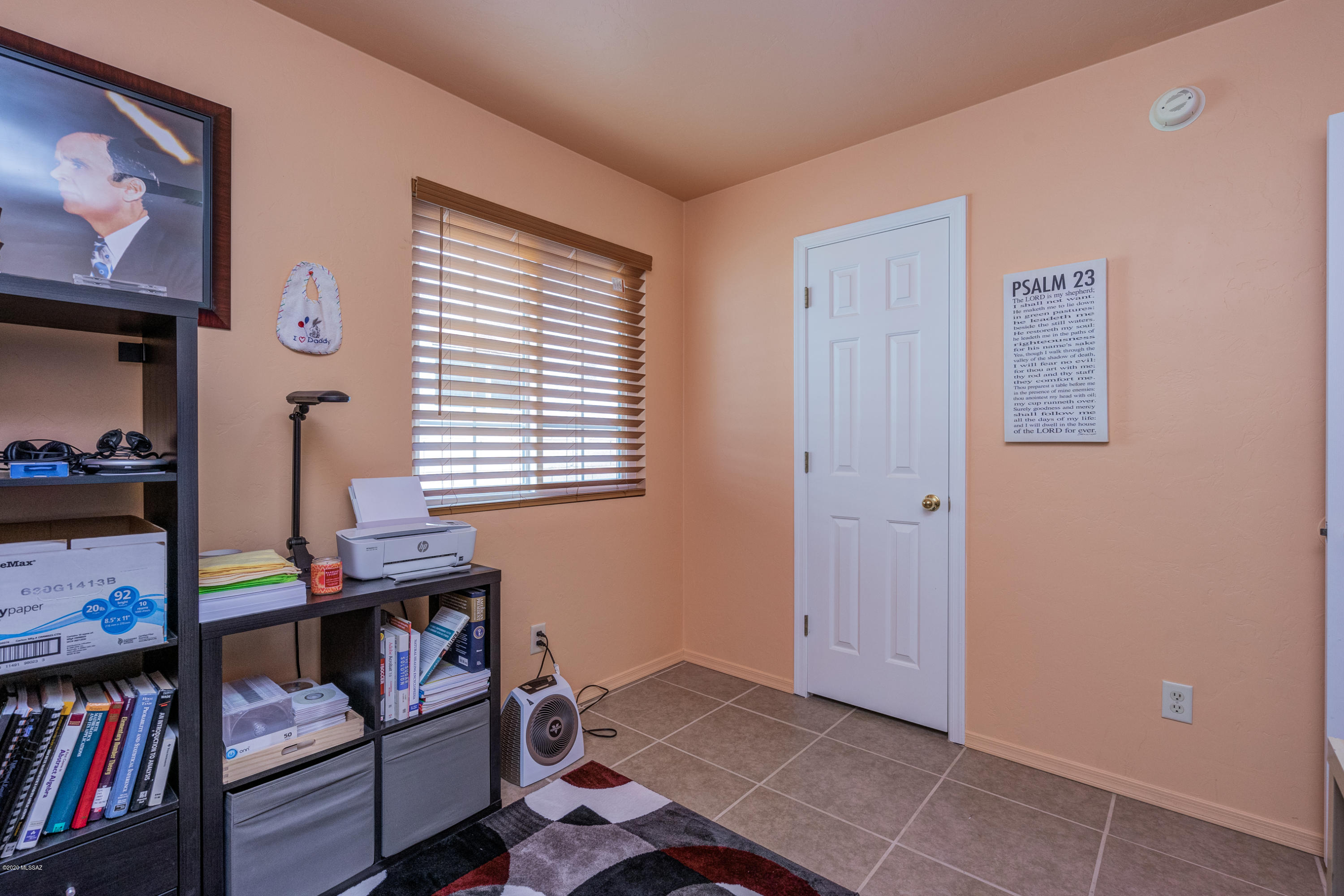 60 E Yucca Cove Place