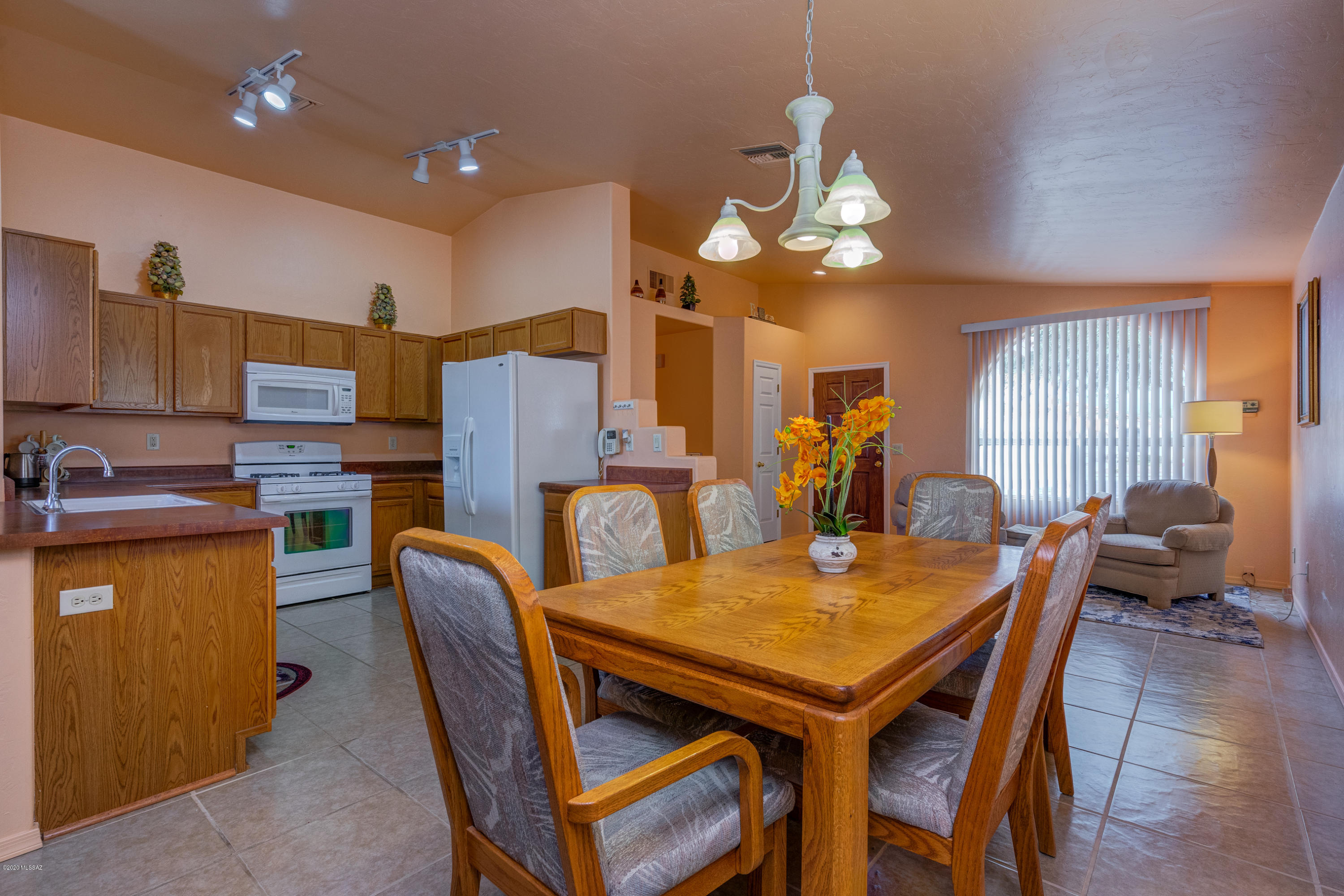 60 E Yucca Cove Place