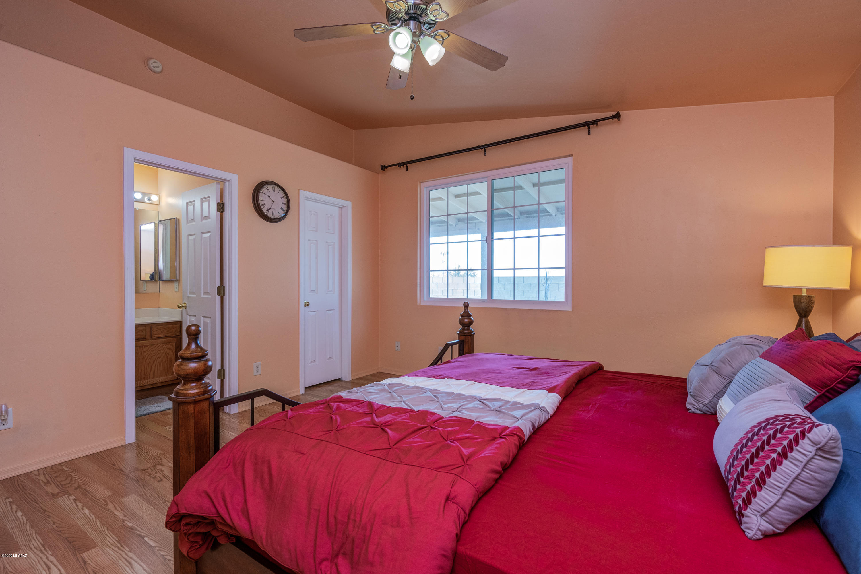 60 E Yucca Cove Place