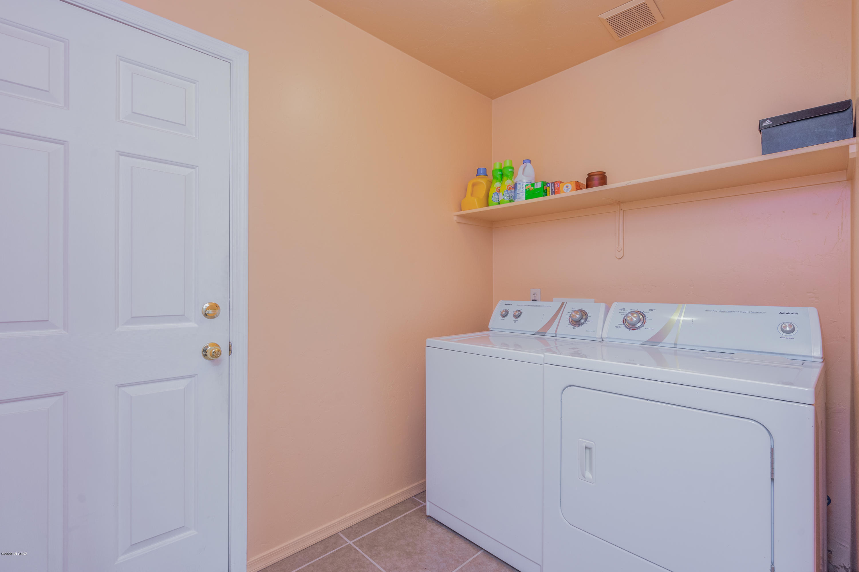 60 E Yucca Cove Place