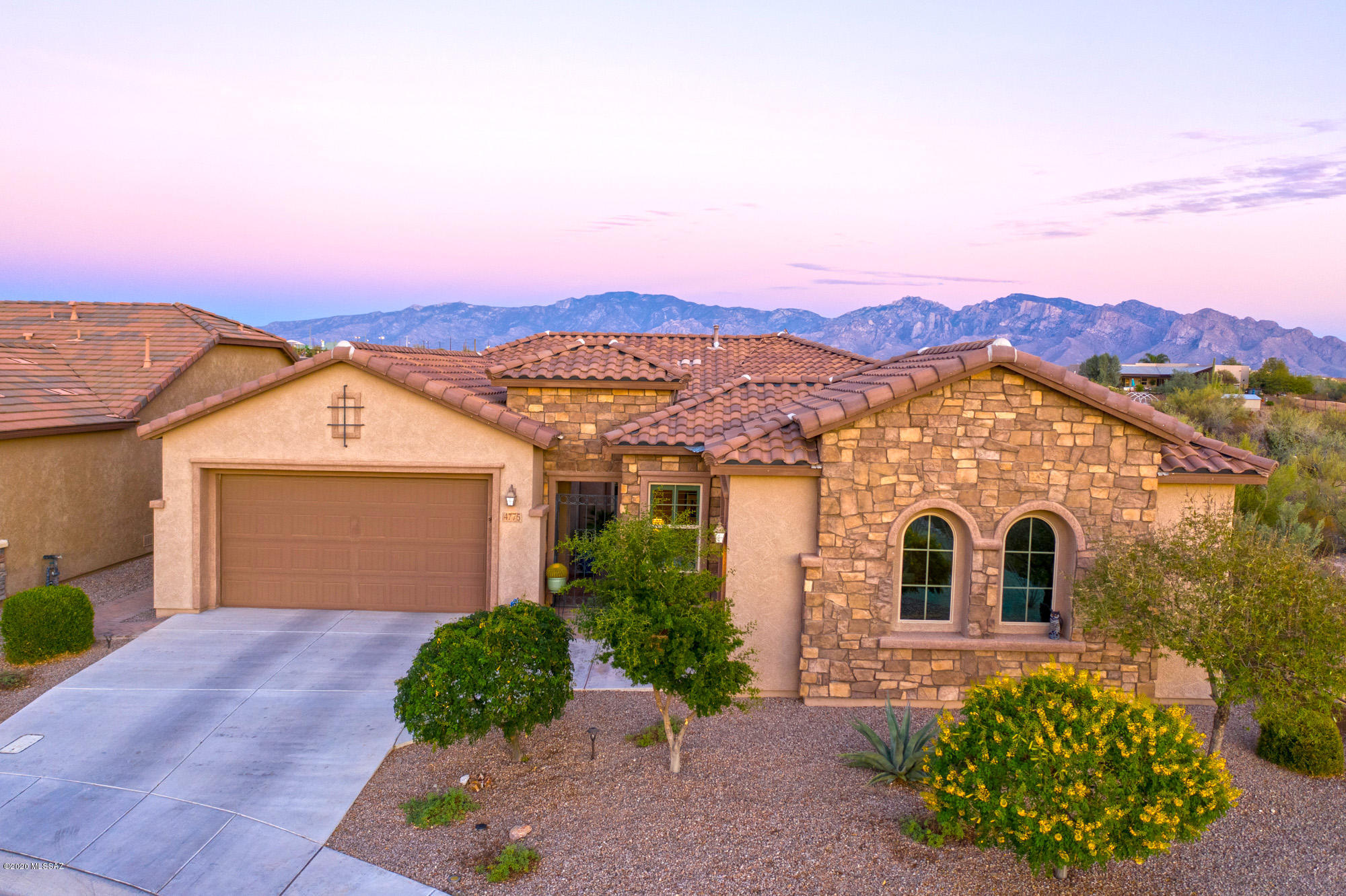 4775 W Placita Casa Sevilla