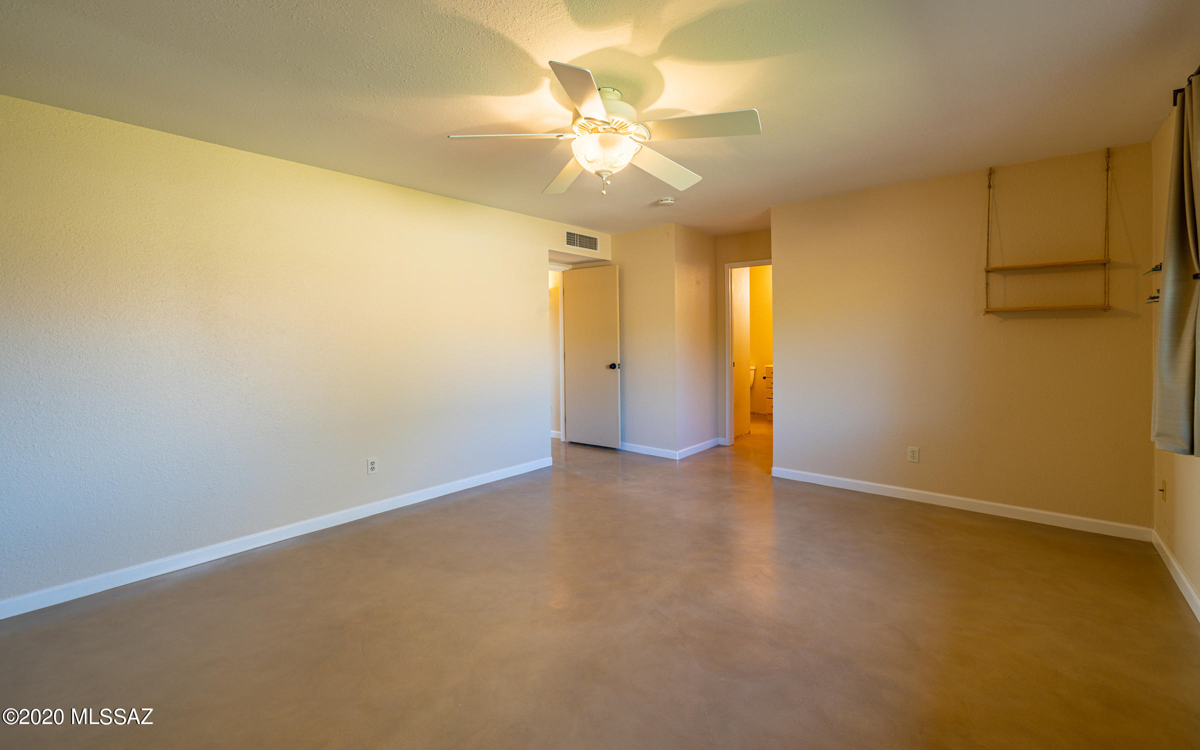 4525 N Banyon Tree Drive