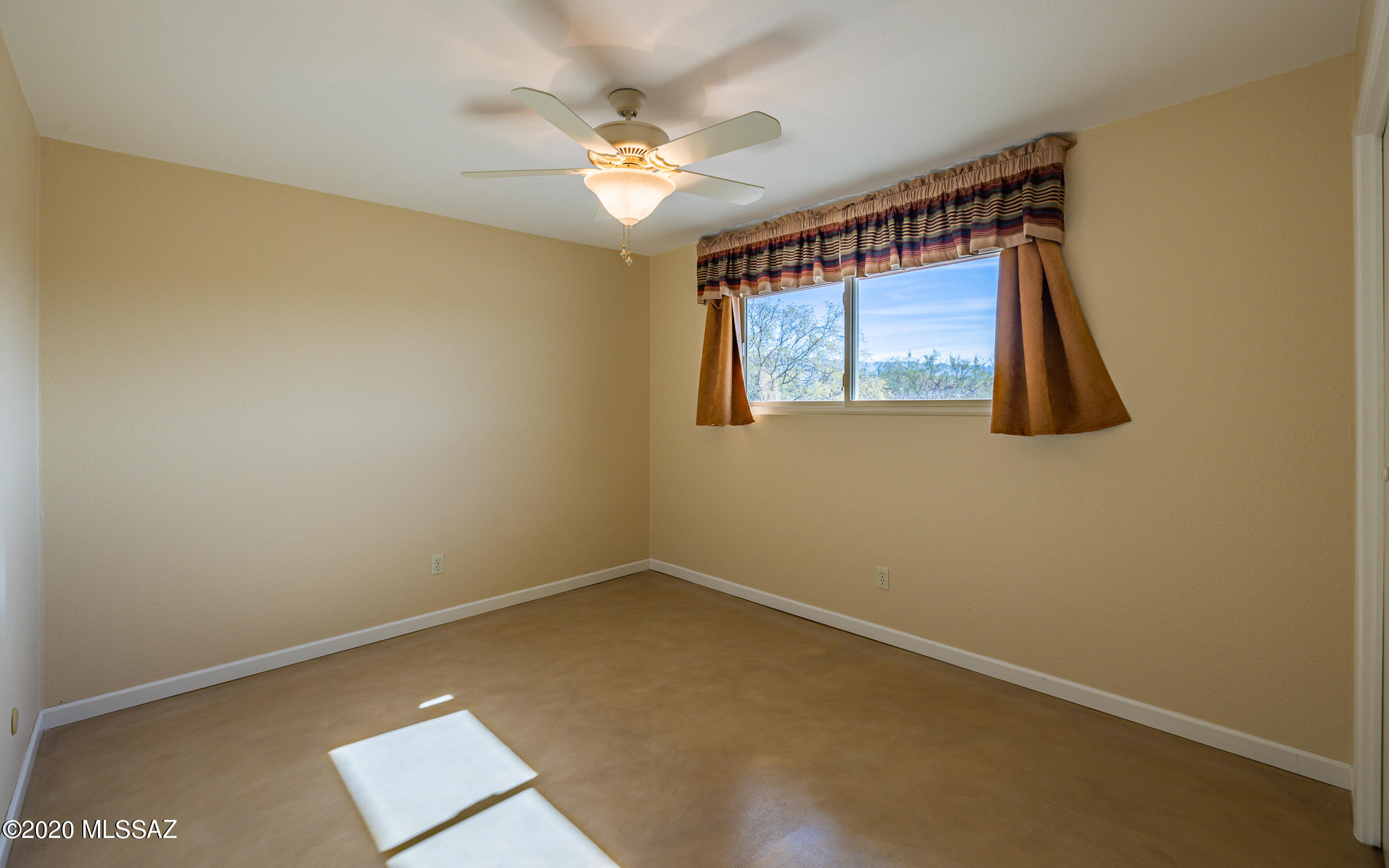 4525 N Banyon Tree Drive