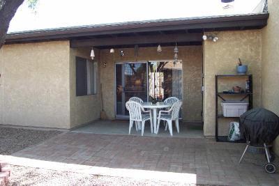 1911 N Frances Boulevard