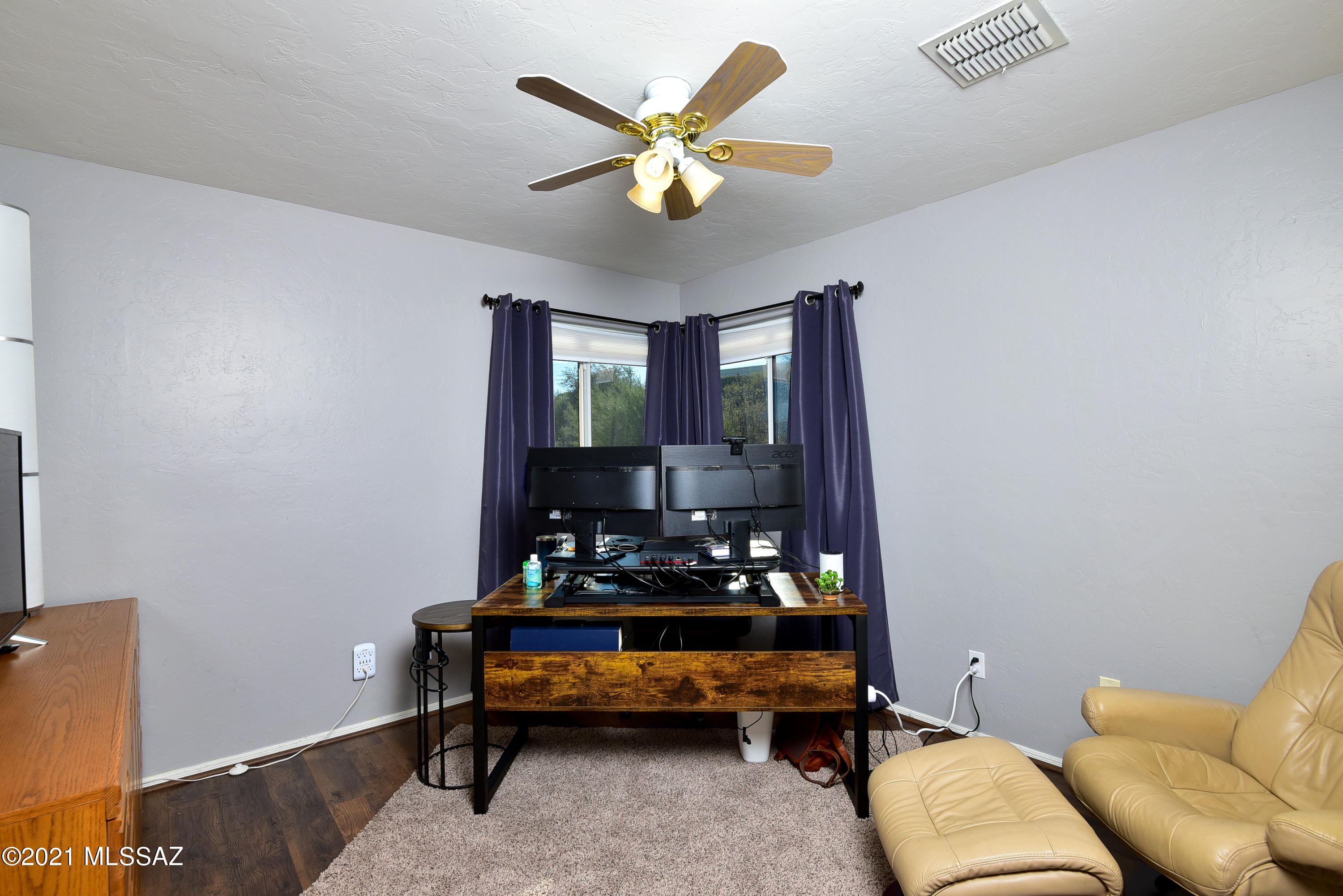 5719 N Placita Deleite