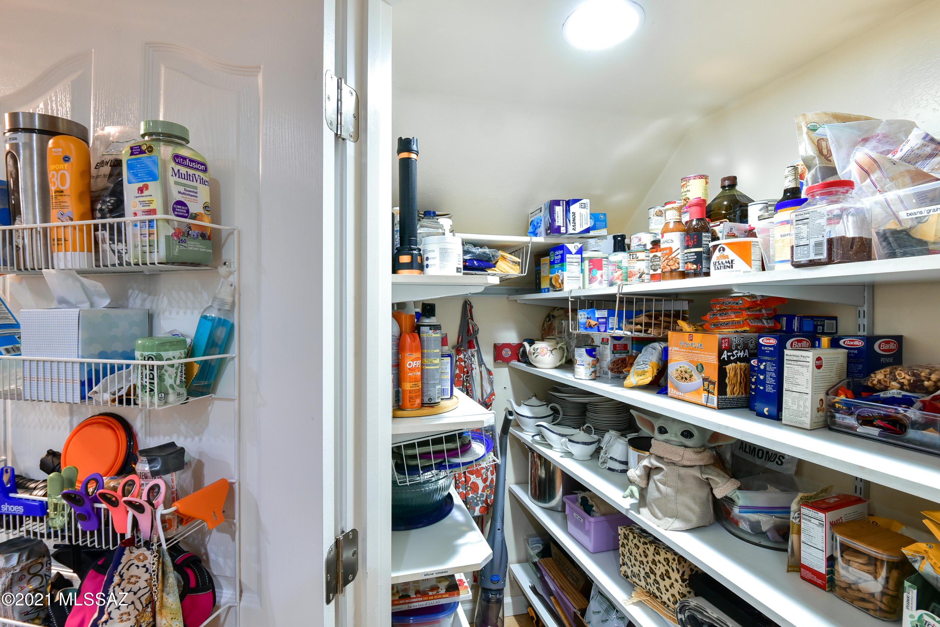 5719 N Placita Deleite