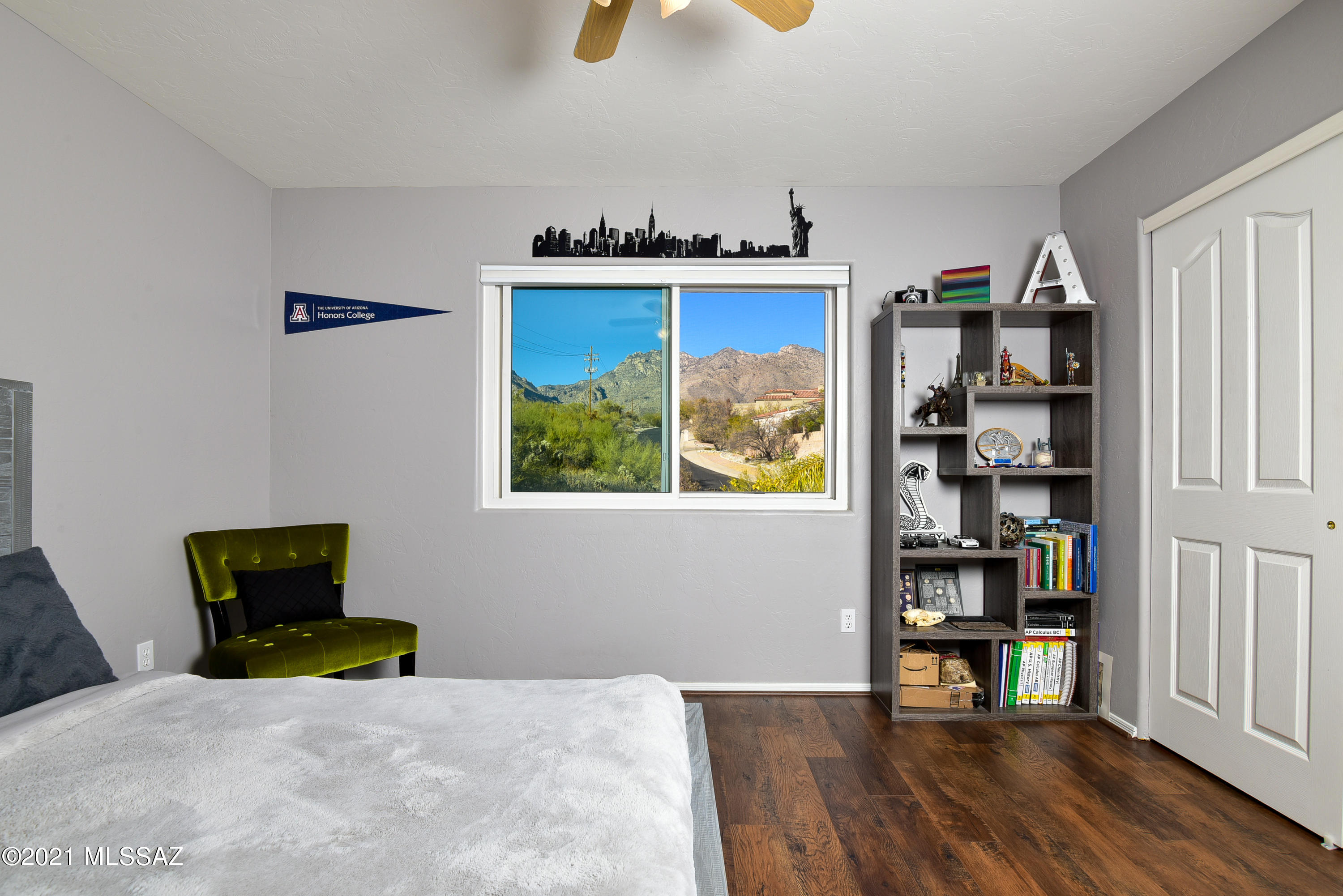 5719 N Placita Deleite