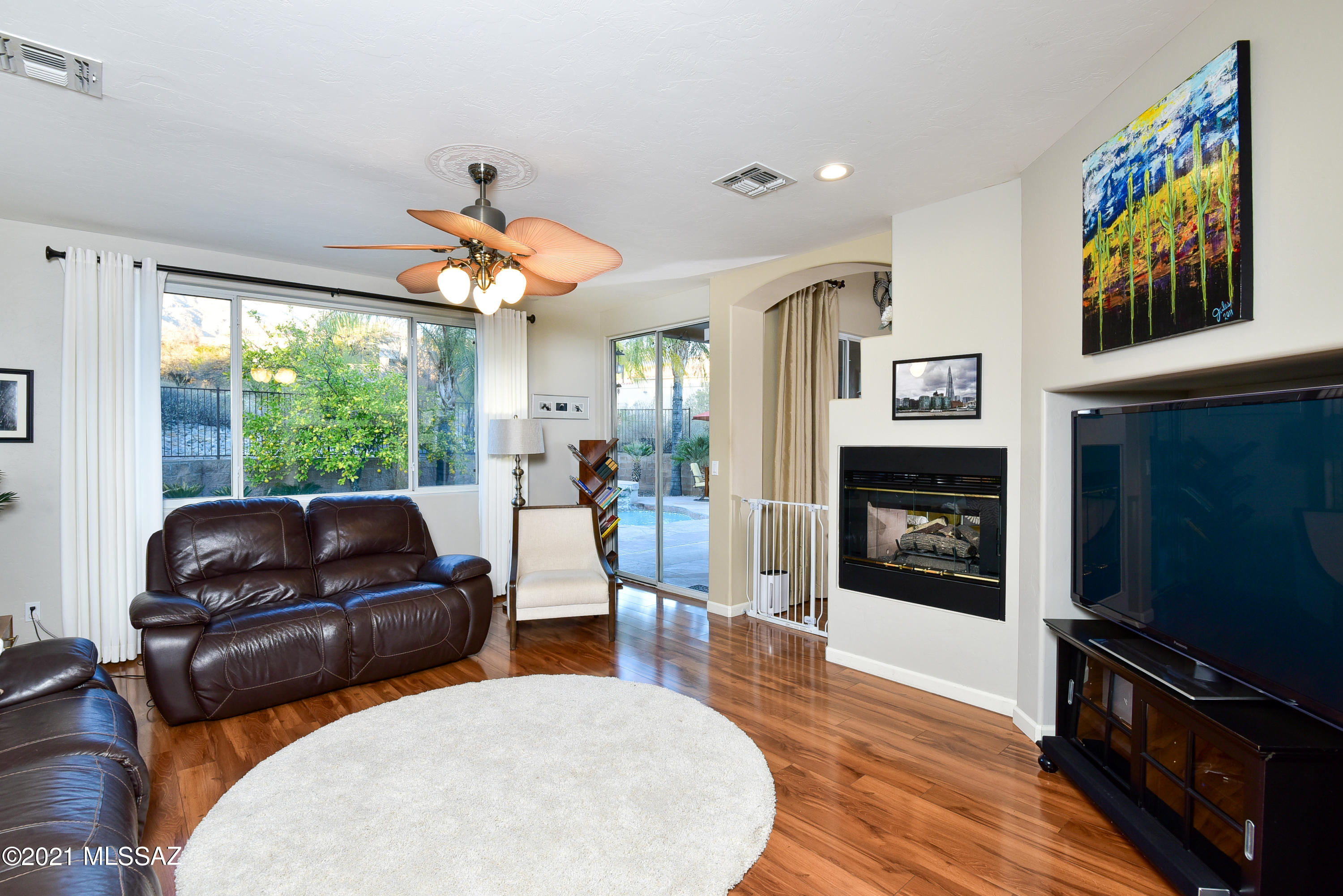 5719 N Placita Deleite