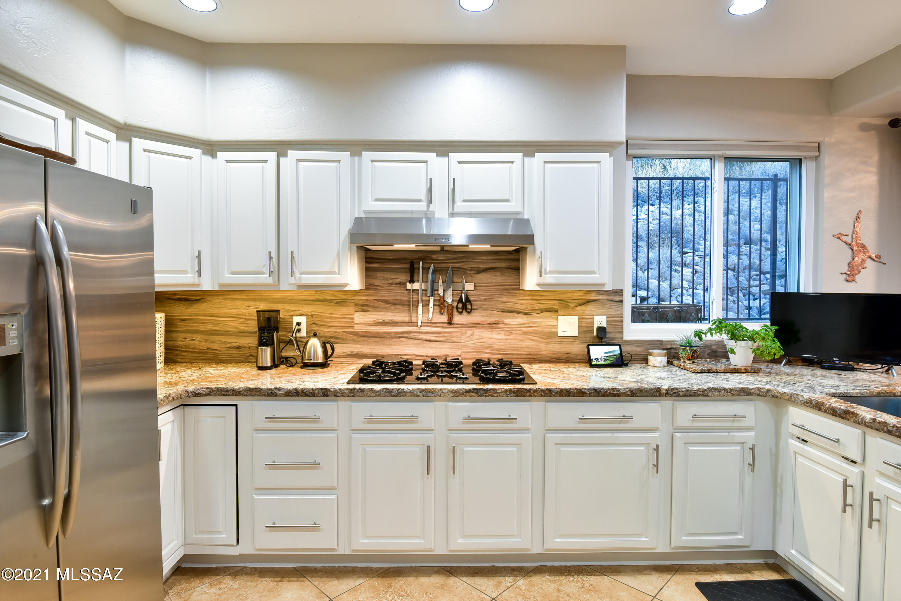 5719 N Placita Deleite