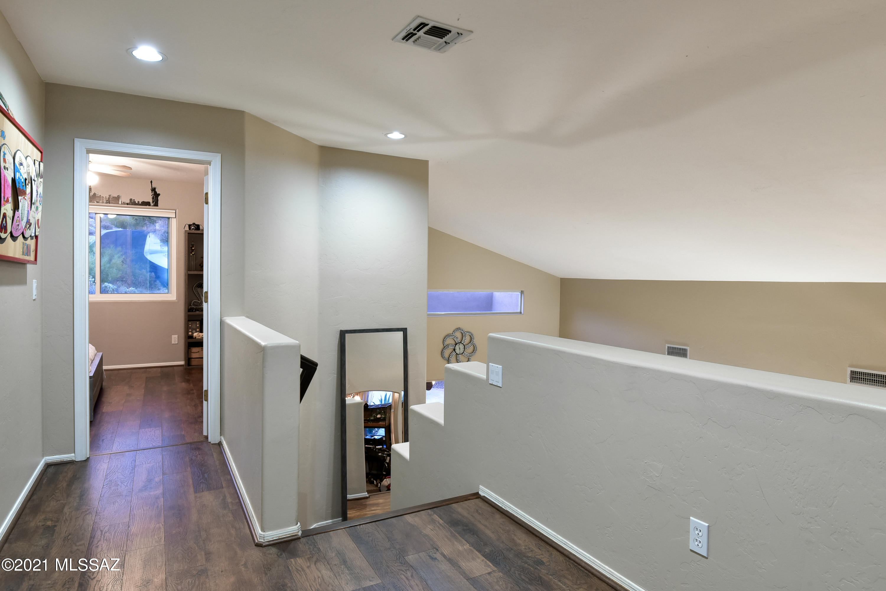 5719 N Placita Deleite