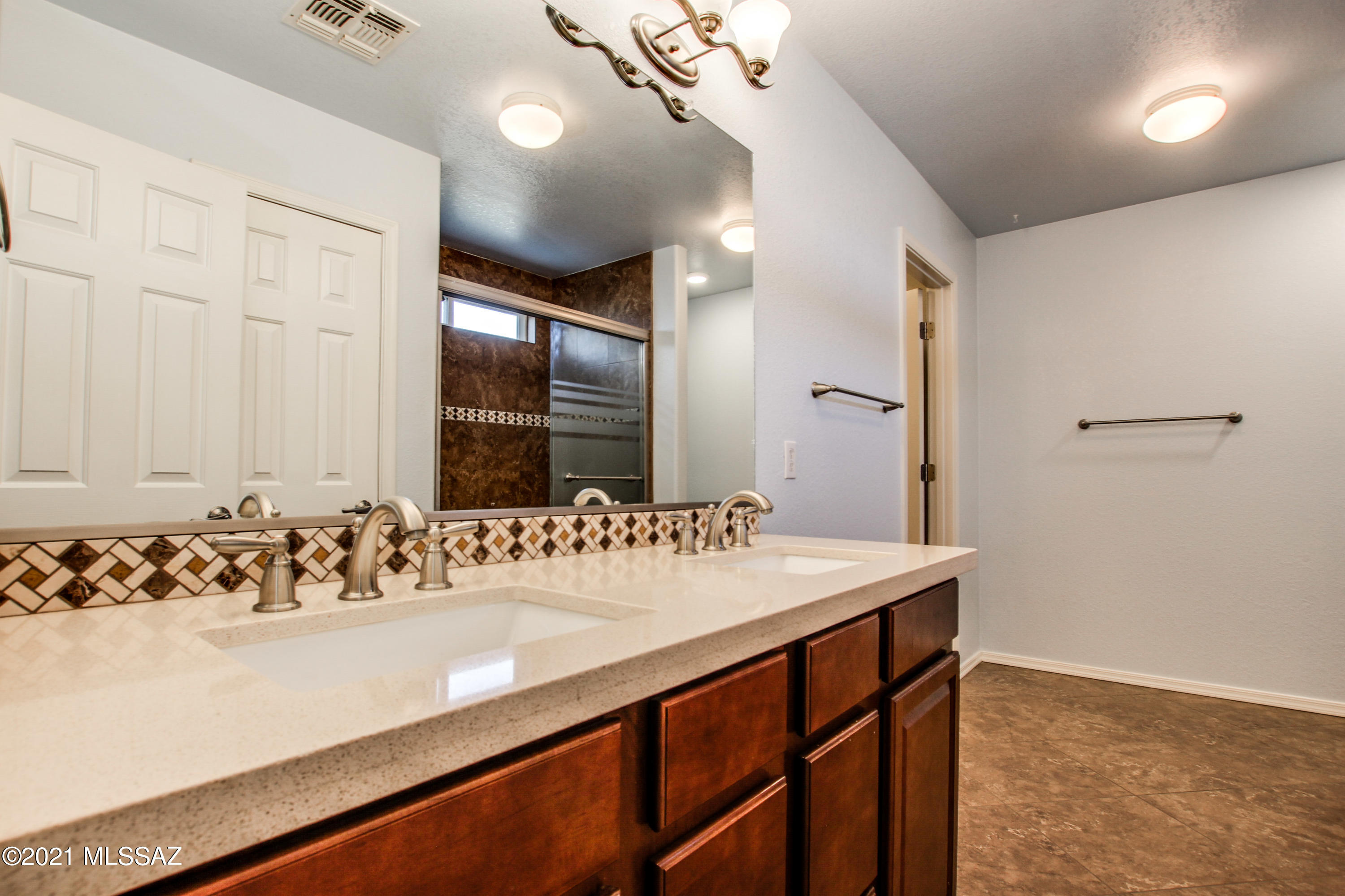 13168 N Tanner Robert Drive