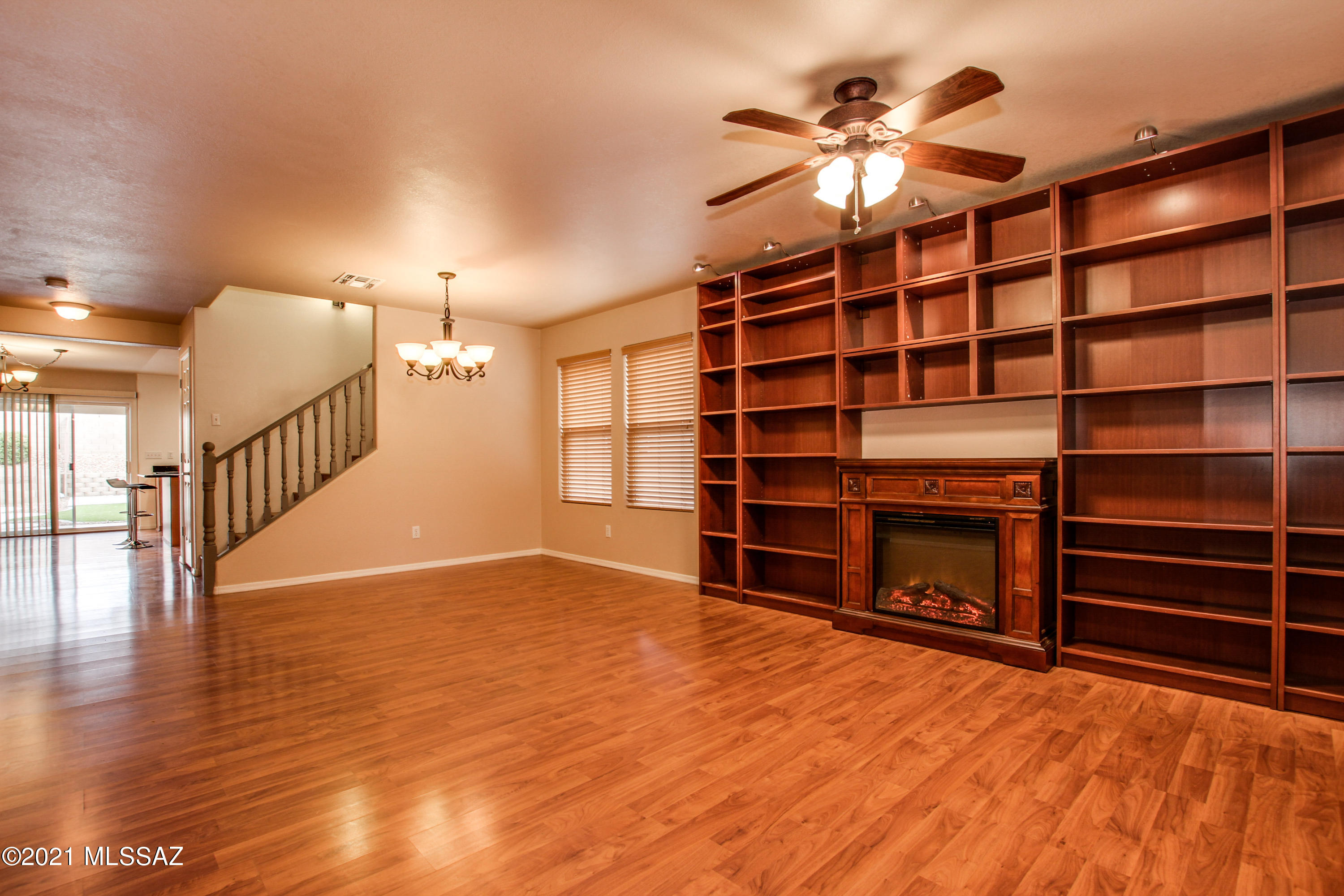 13168 N Tanner Robert Drive