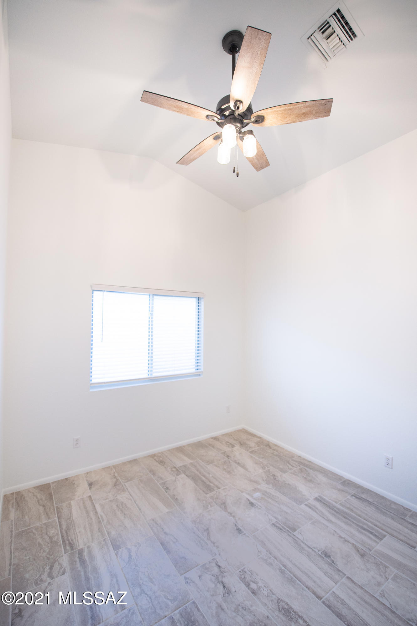 9229 E Muleshoe Street