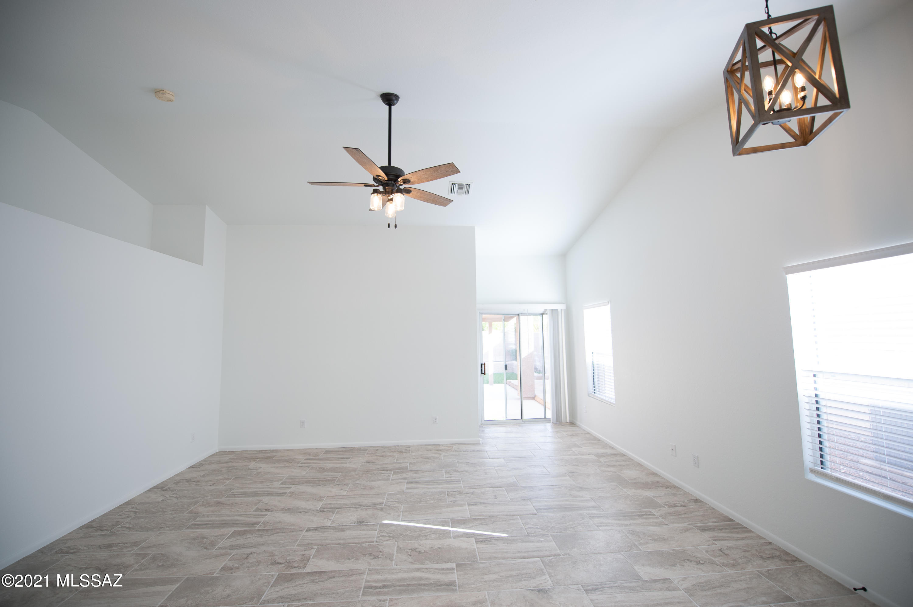 9229 E Muleshoe Street