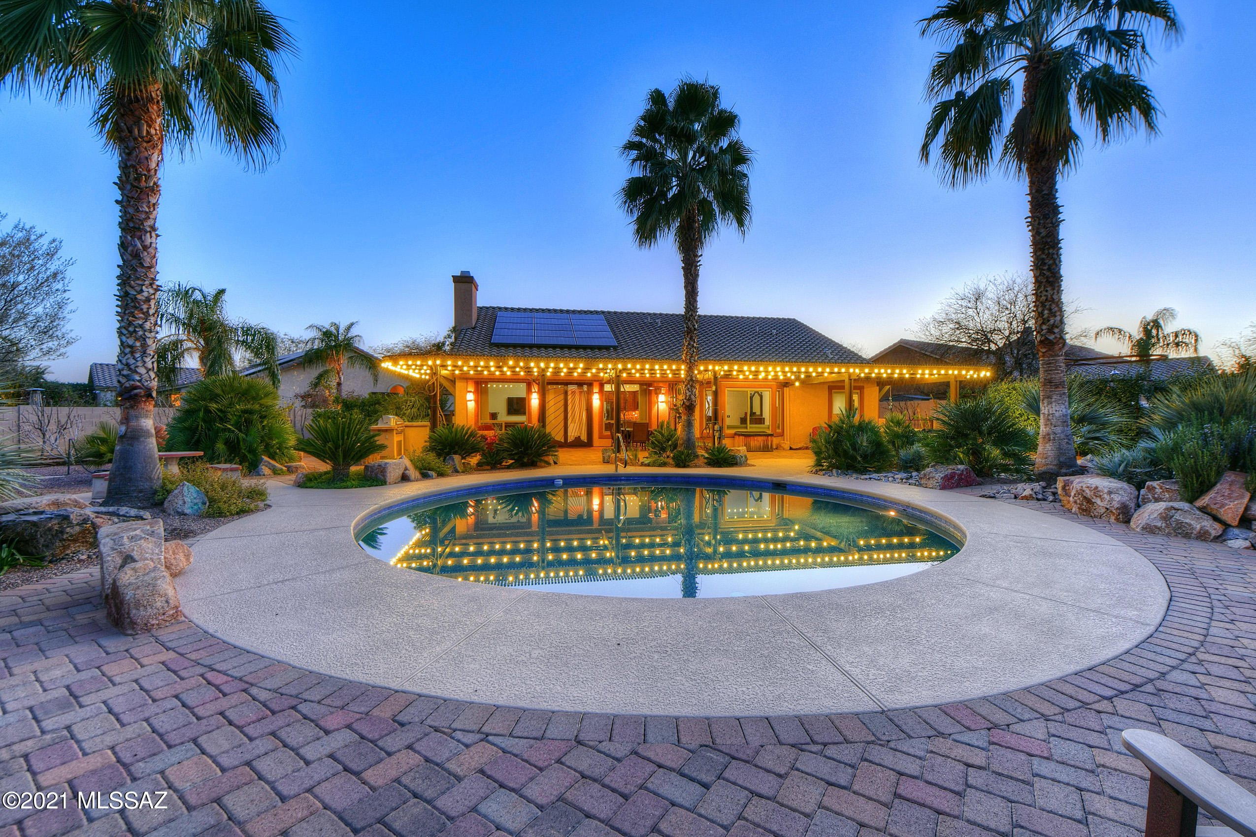 1556 W Periwinkle Place