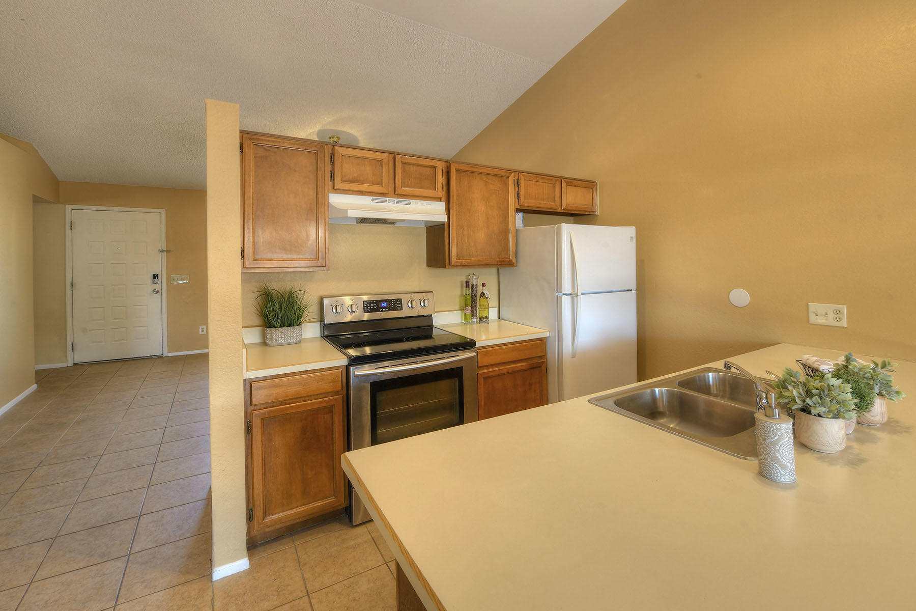 4830 S Lincoln Ridge Drive