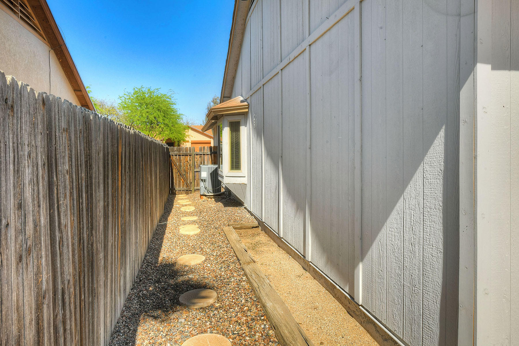 4830 S Lincoln Ridge Drive