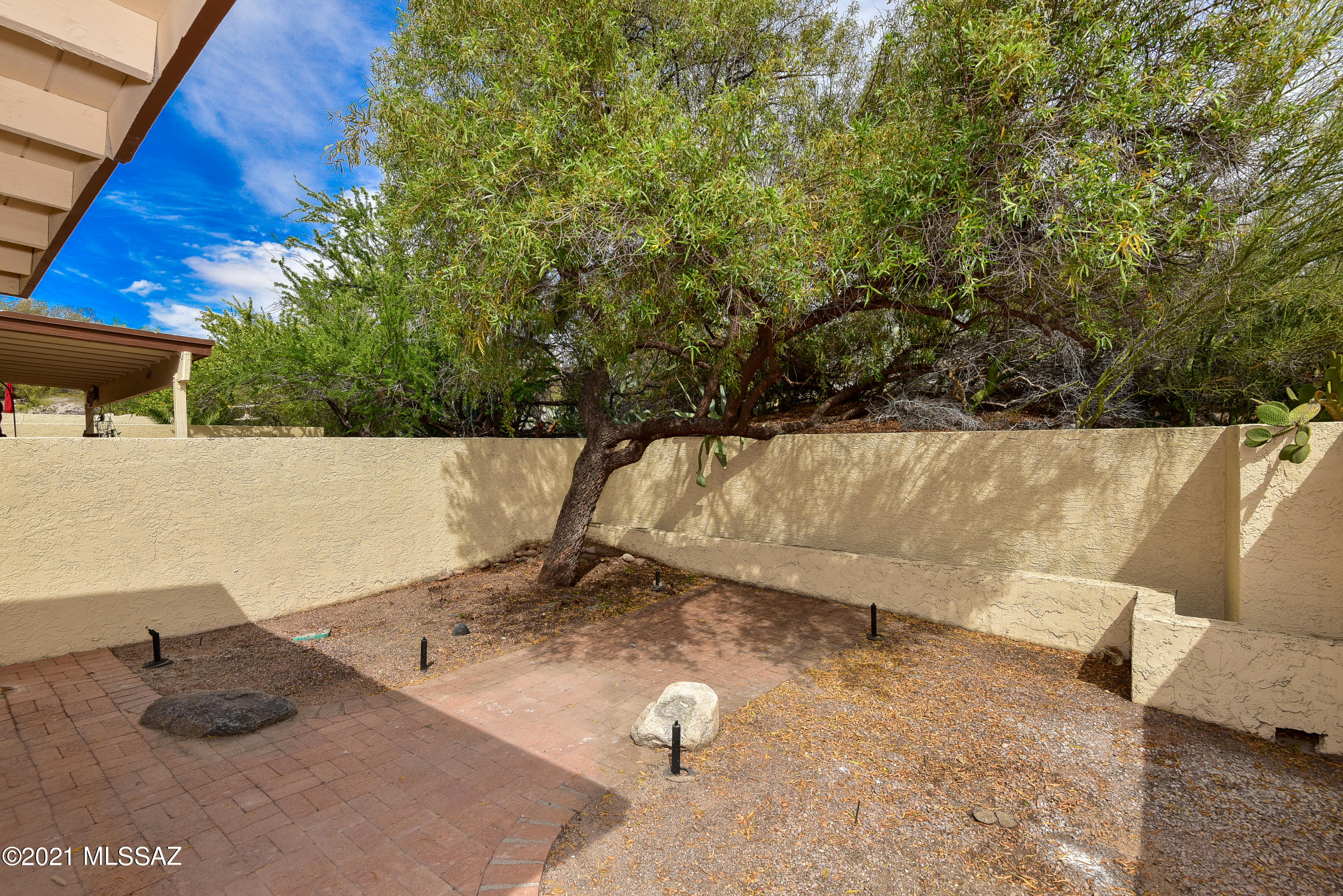7924 E Sabino Sunrise Circle