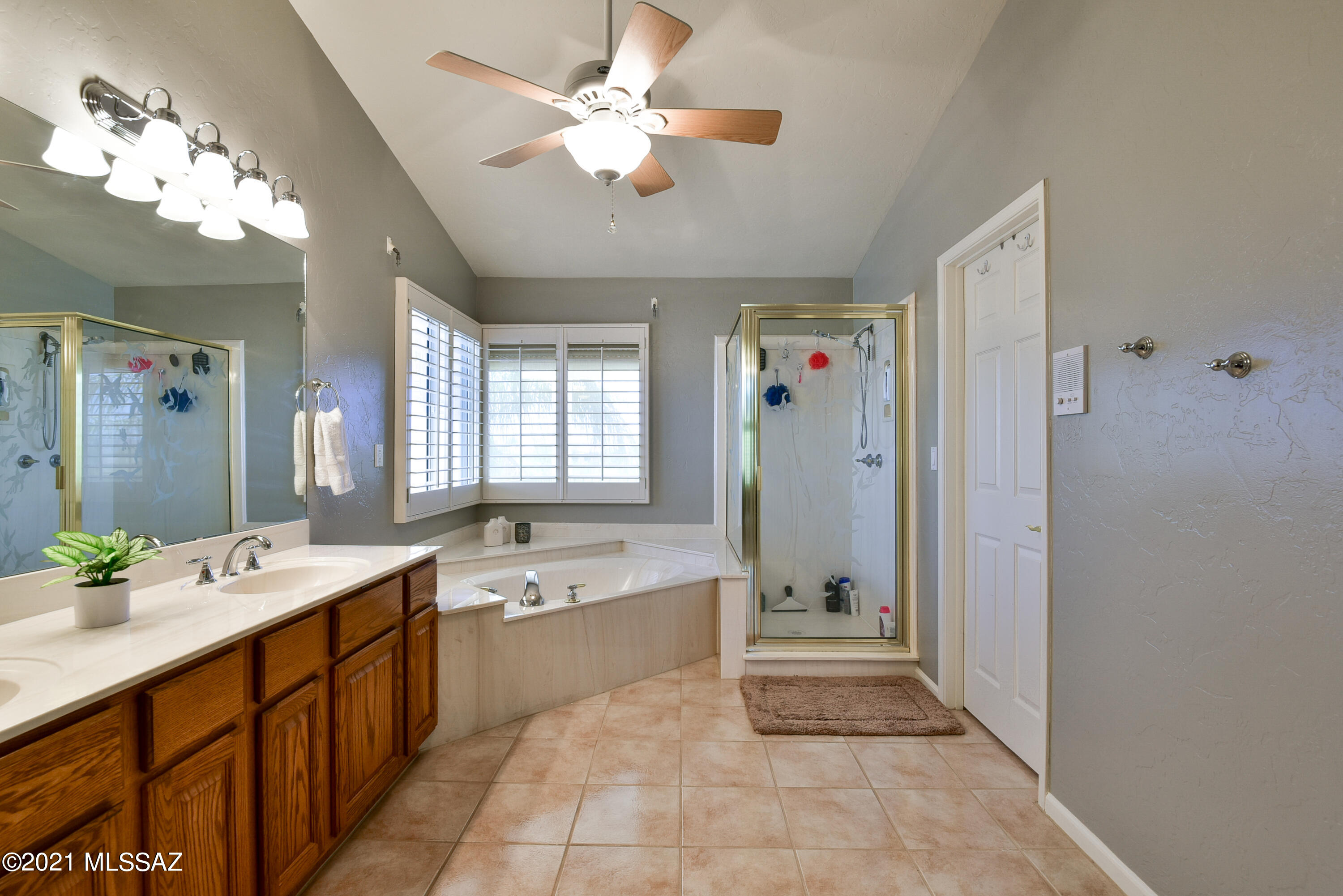 1973 W Desert Highlands Drive