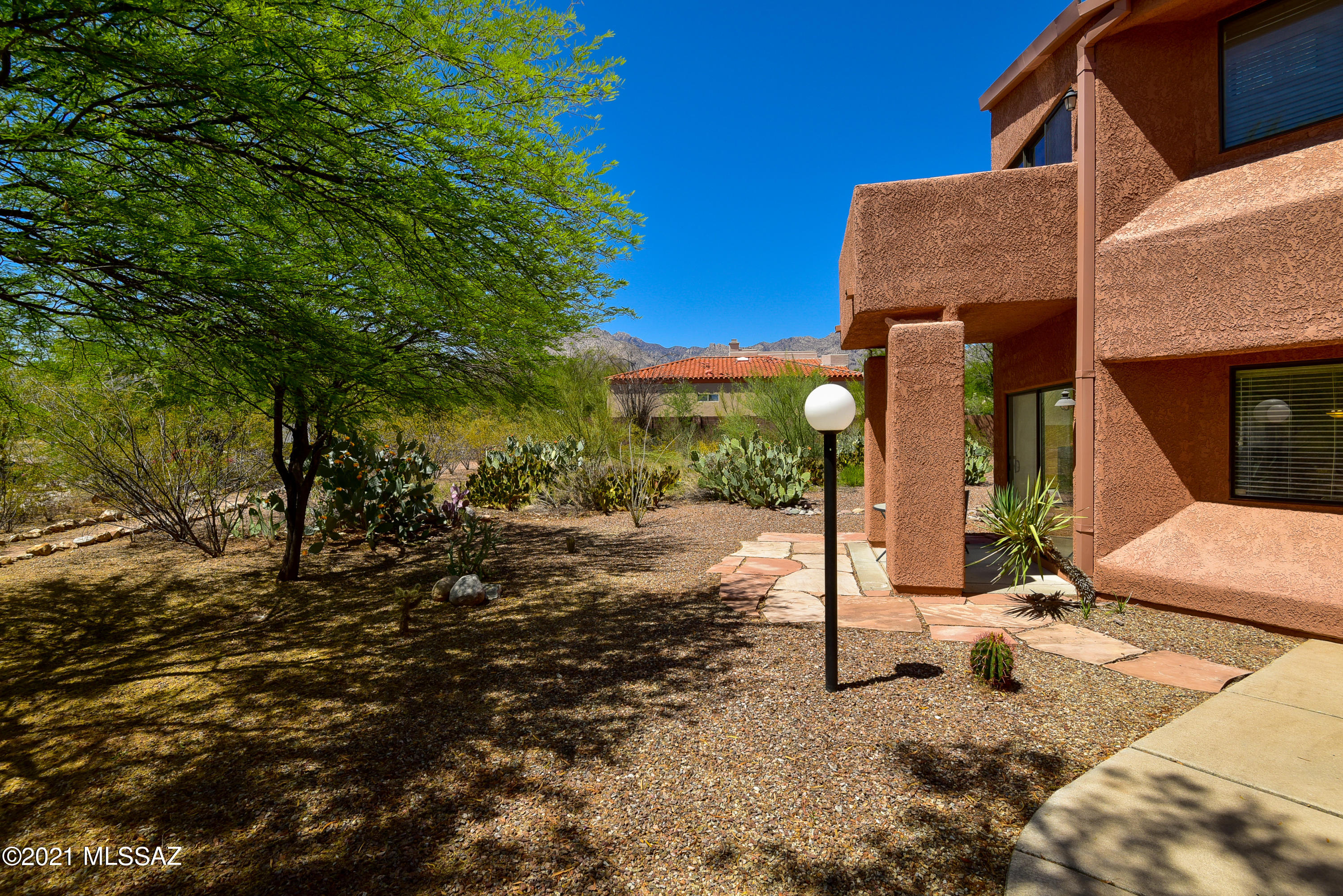 5051 N Sabino Canyon Rd Unit: 1201