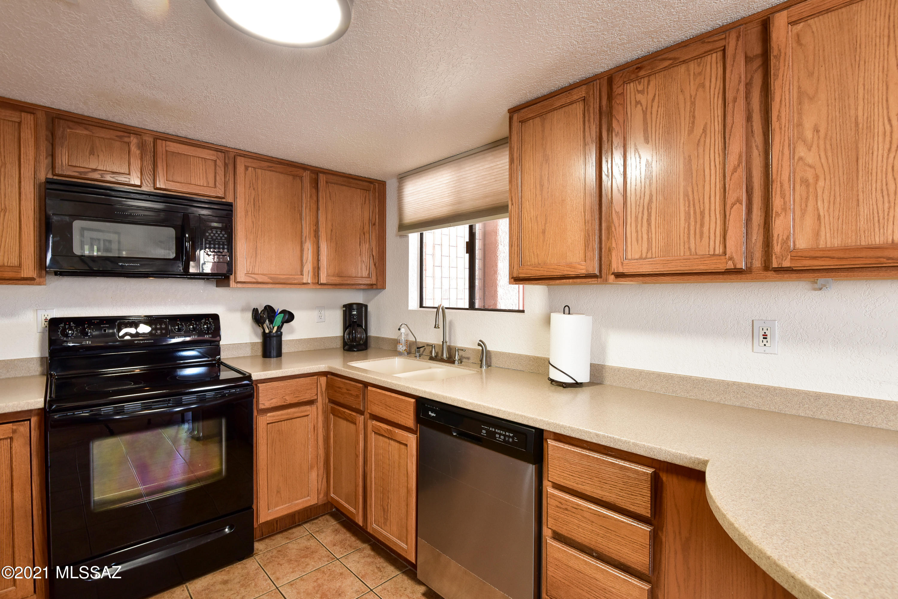 5051 N Sabino Canyon Rd Unit: 1106